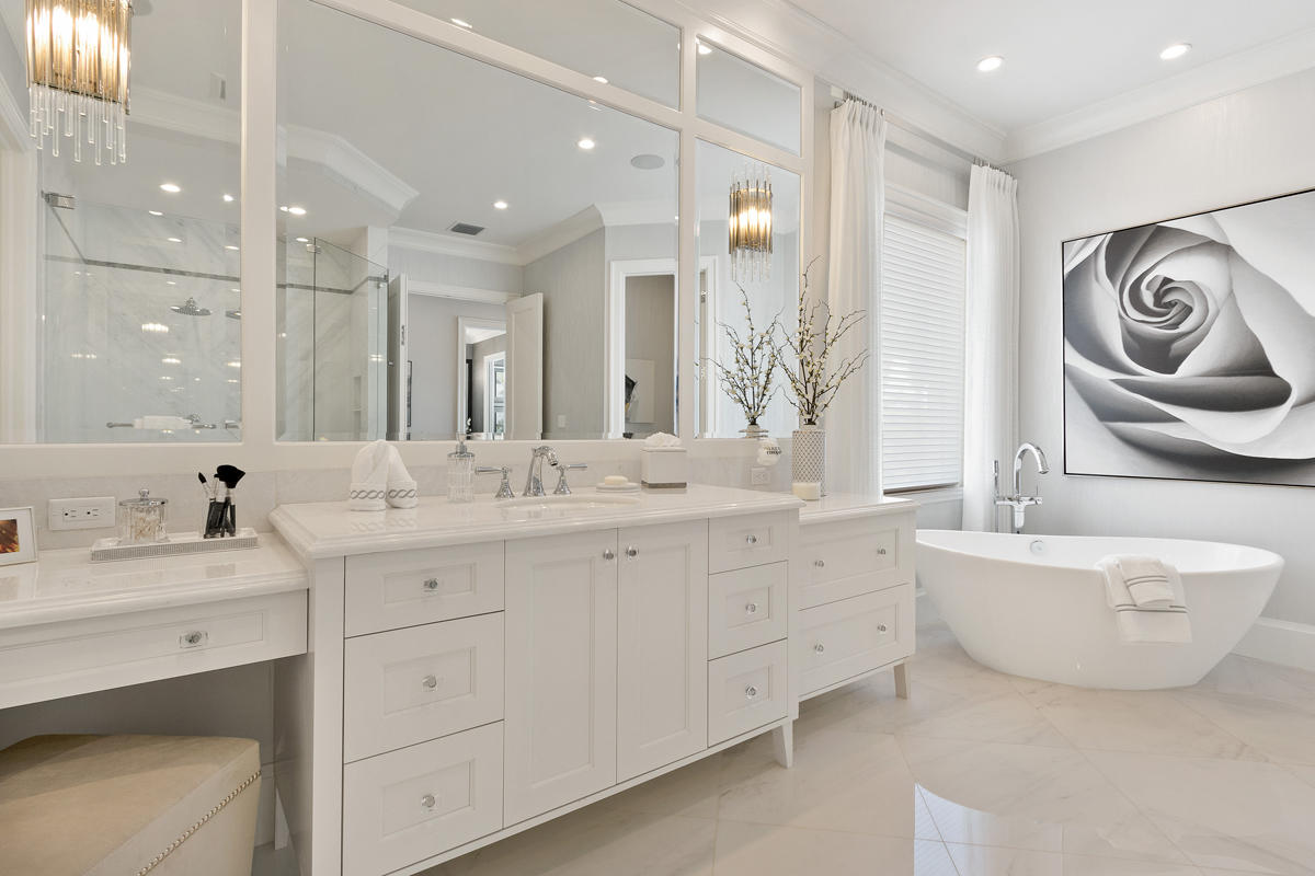 ROYAL PALM YACHT & COUNTR - Residential