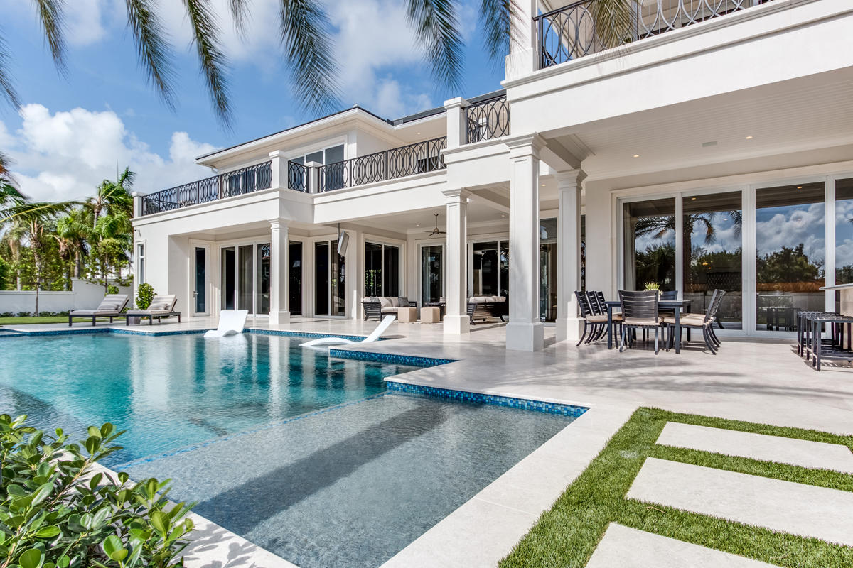 ROYAL PALM YACHT & COUNTR - Residential