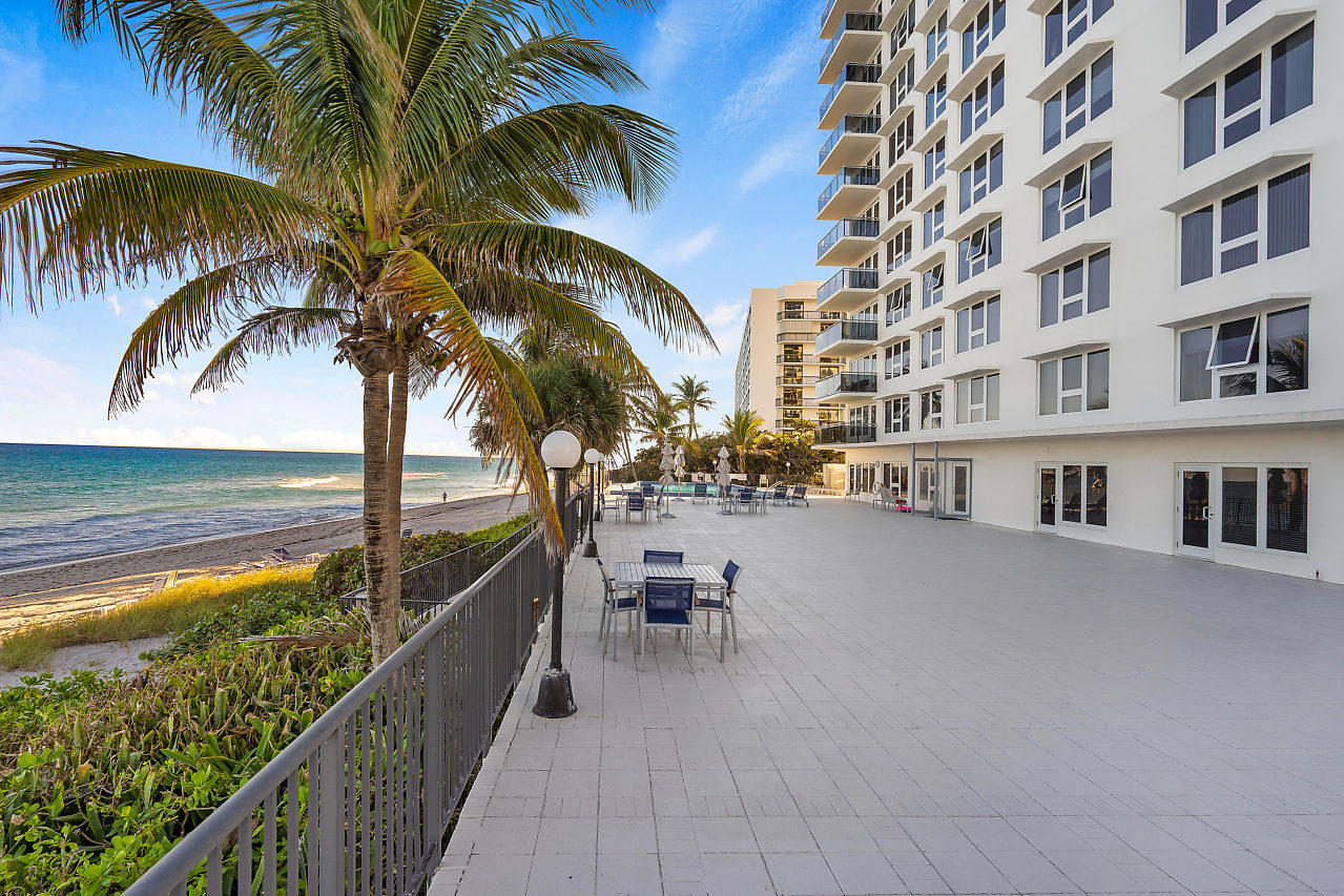 OCEAN REEF TOWERS - Residential Lease