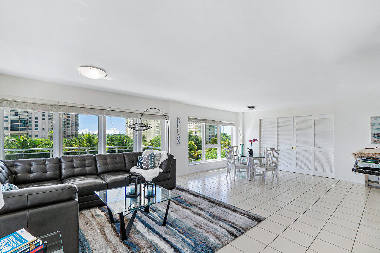 OCEAN REEF TOWERS - Residential Lease