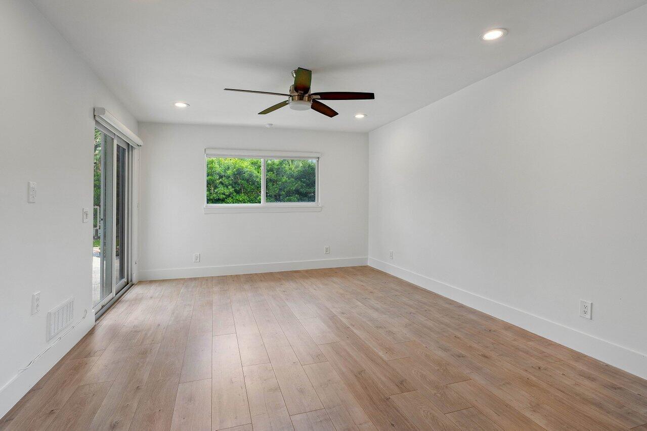 LIGHTHOUSE POINT 4TH SEC - Residential