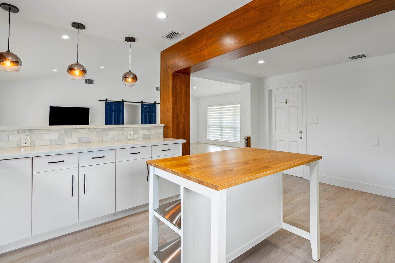 LIGHTHOUSE POINT 4TH SEC - Residential