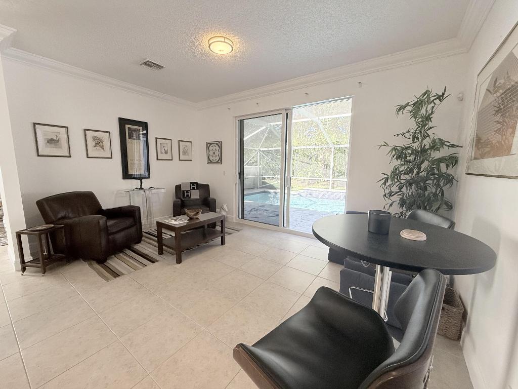 THOROUGHBRED LAKE ESTATES 2 - Residential Lease