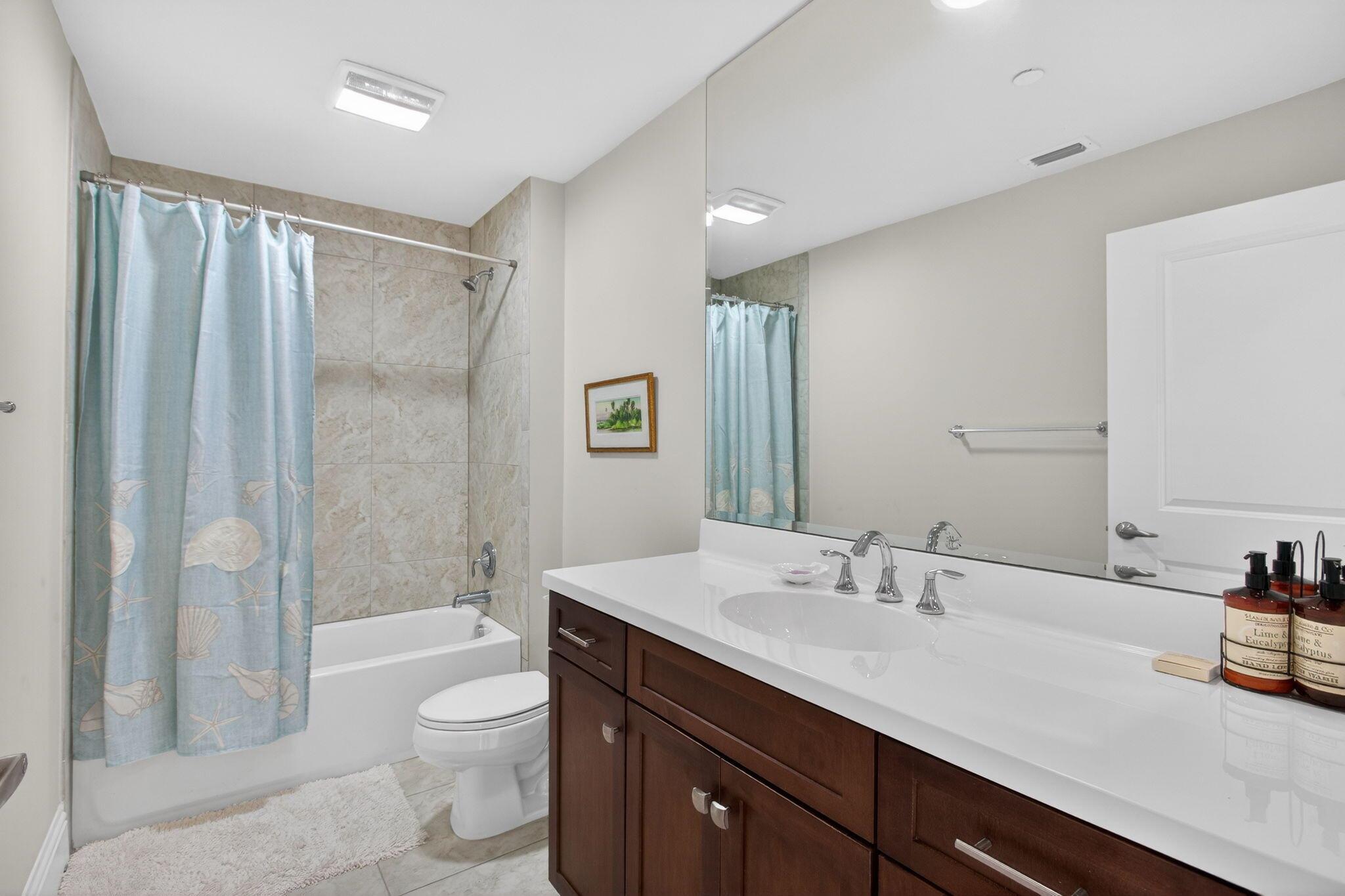 JUNO BAY COLONY CONDO - Residential Lease