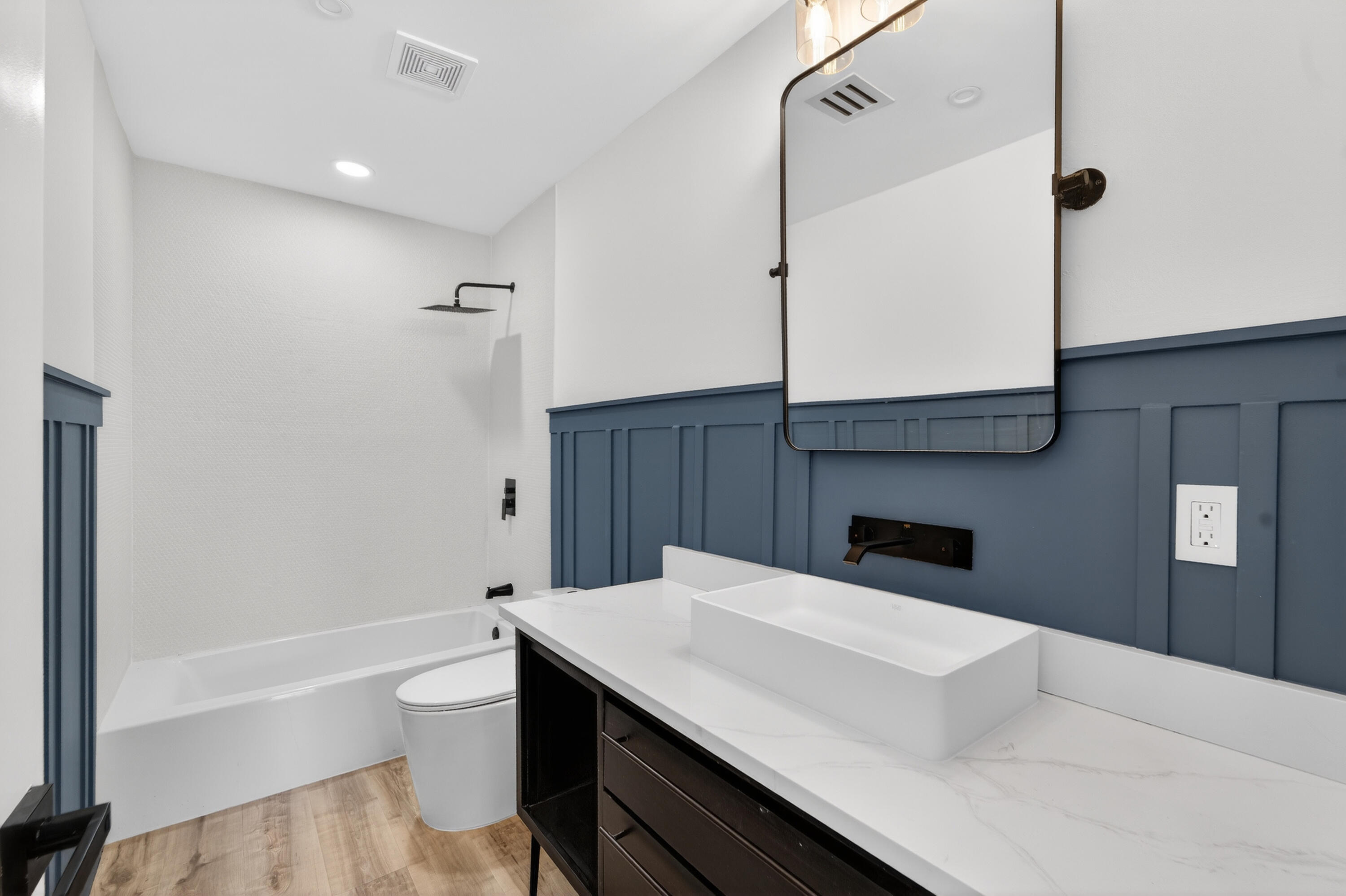 ROOSEVELT ESTATES - Residential