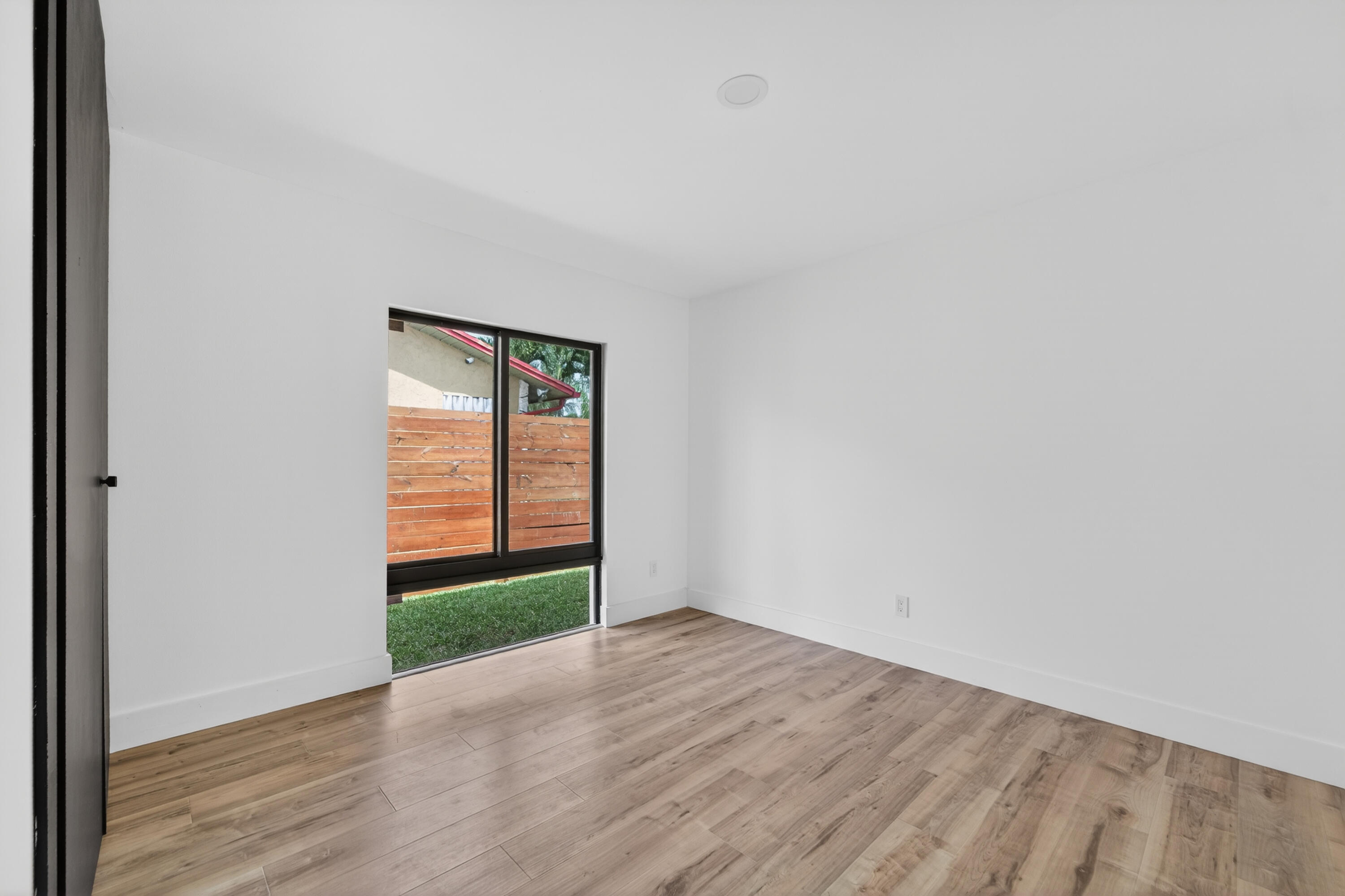 ROOSEVELT ESTATES - Residential