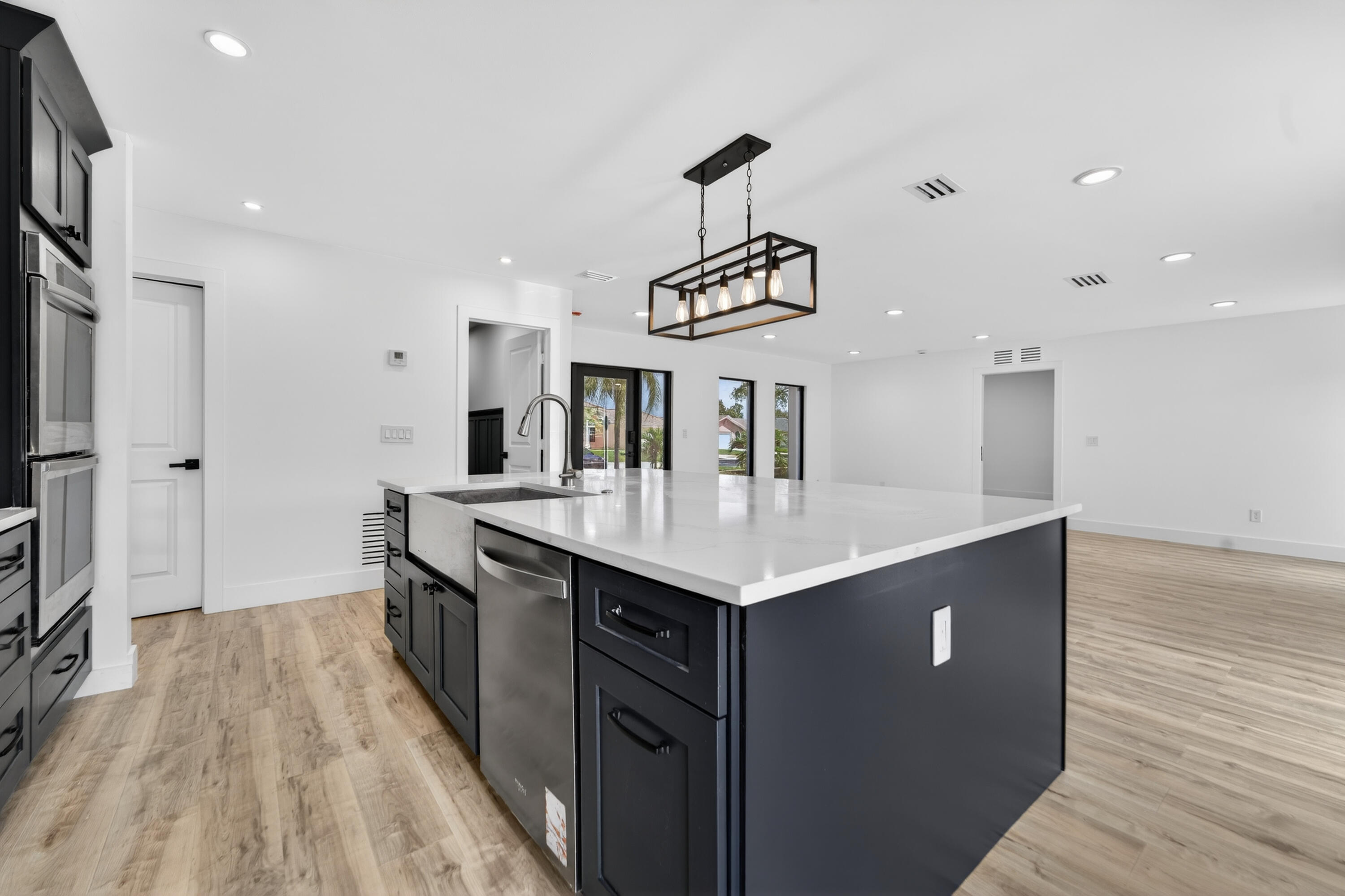 ROOSEVELT ESTATES - Residential