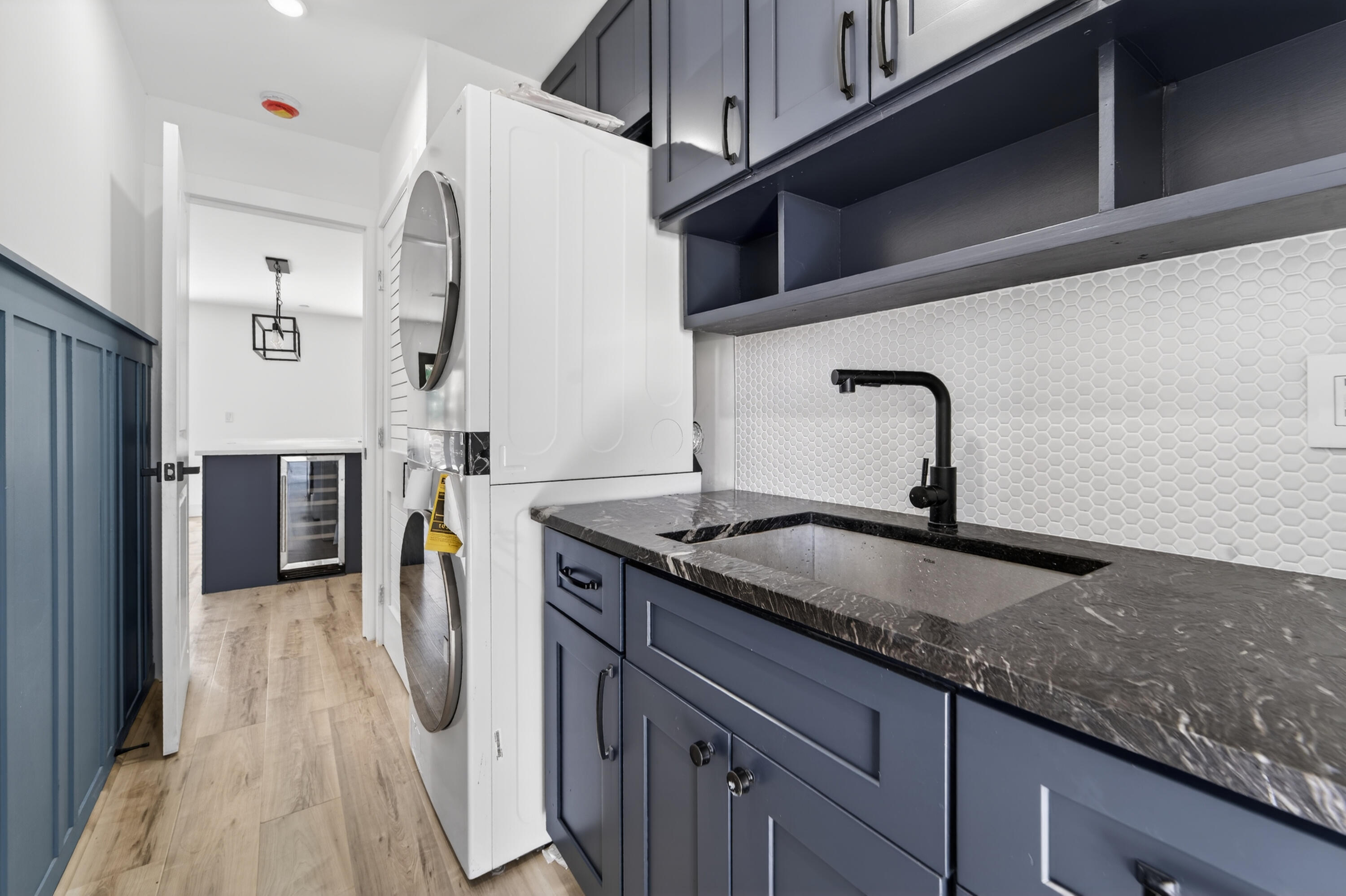 ROOSEVELT ESTATES - Residential