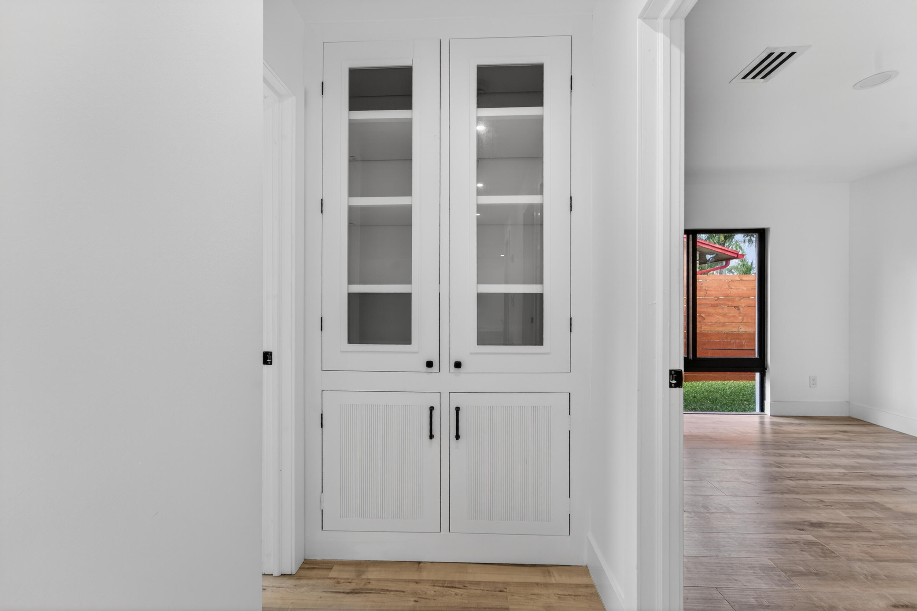 ROOSEVELT ESTATES - Residential