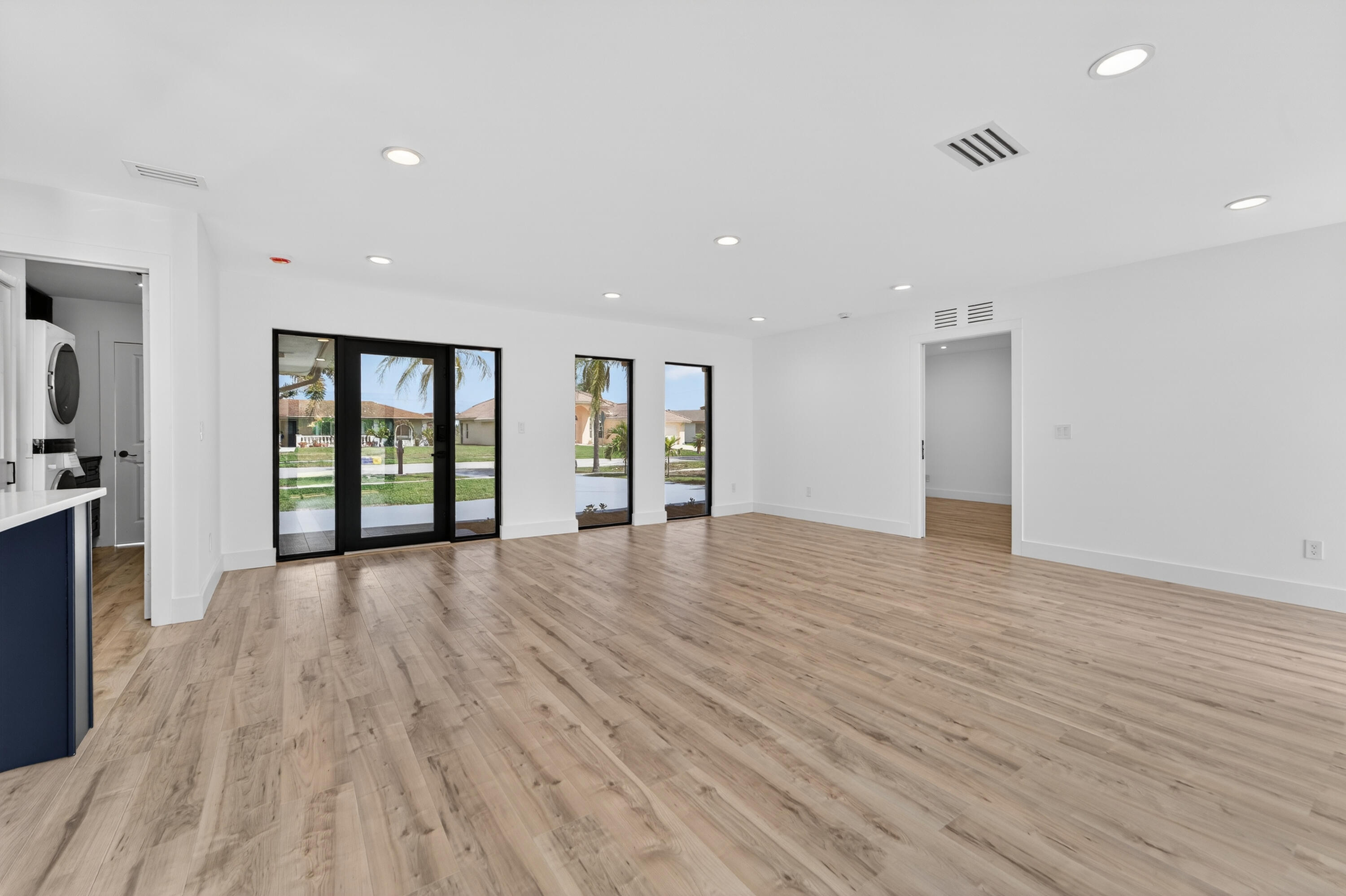 ROOSEVELT ESTATES - Residential