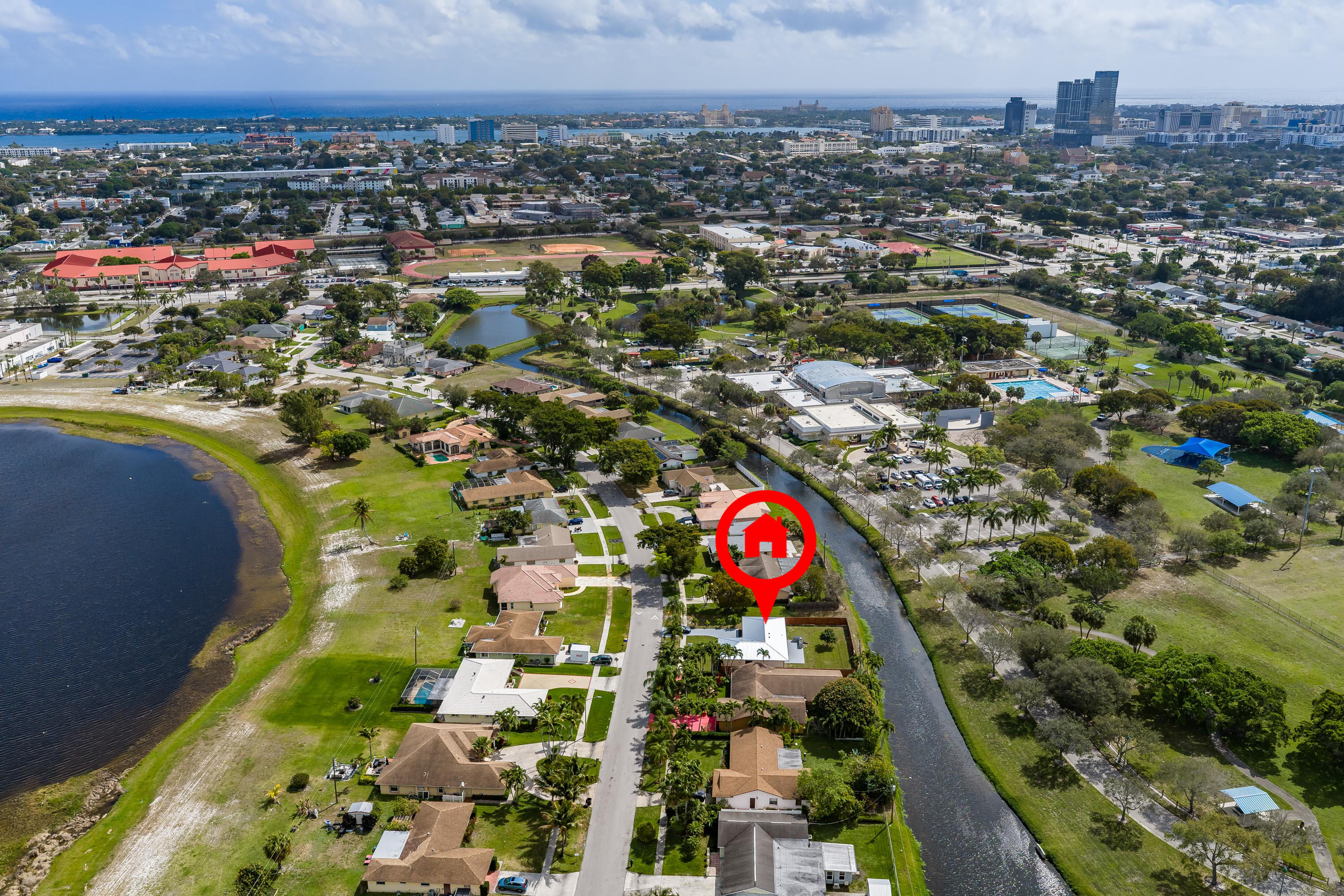 ROOSEVELT ESTATES - Residential