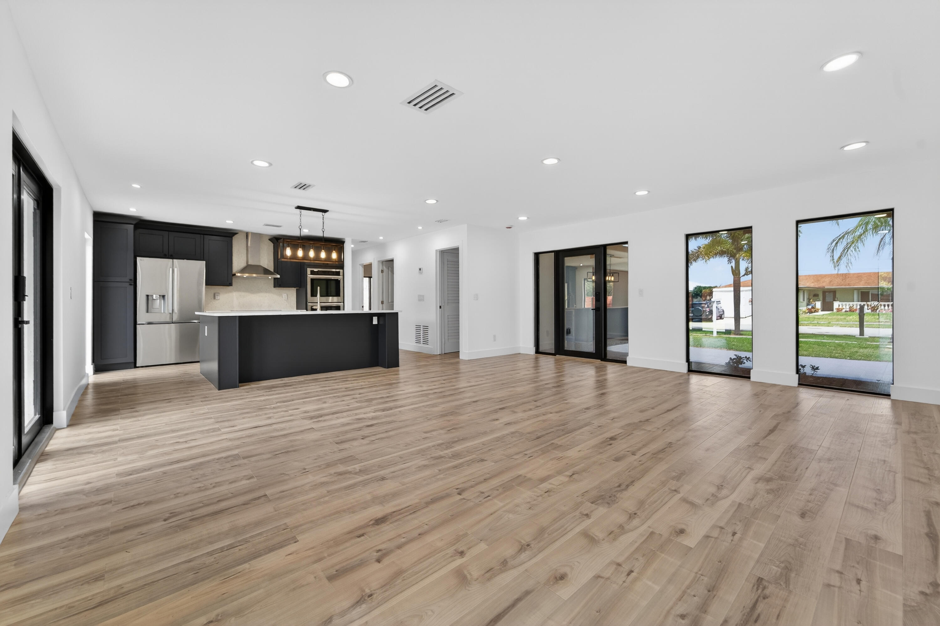 ROOSEVELT ESTATES - Residential