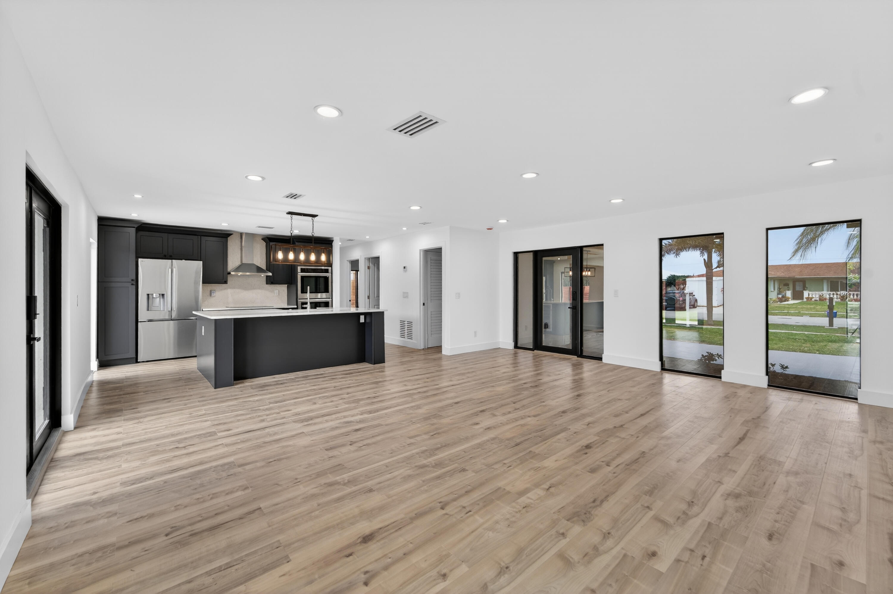 ROOSEVELT ESTATES - Residential