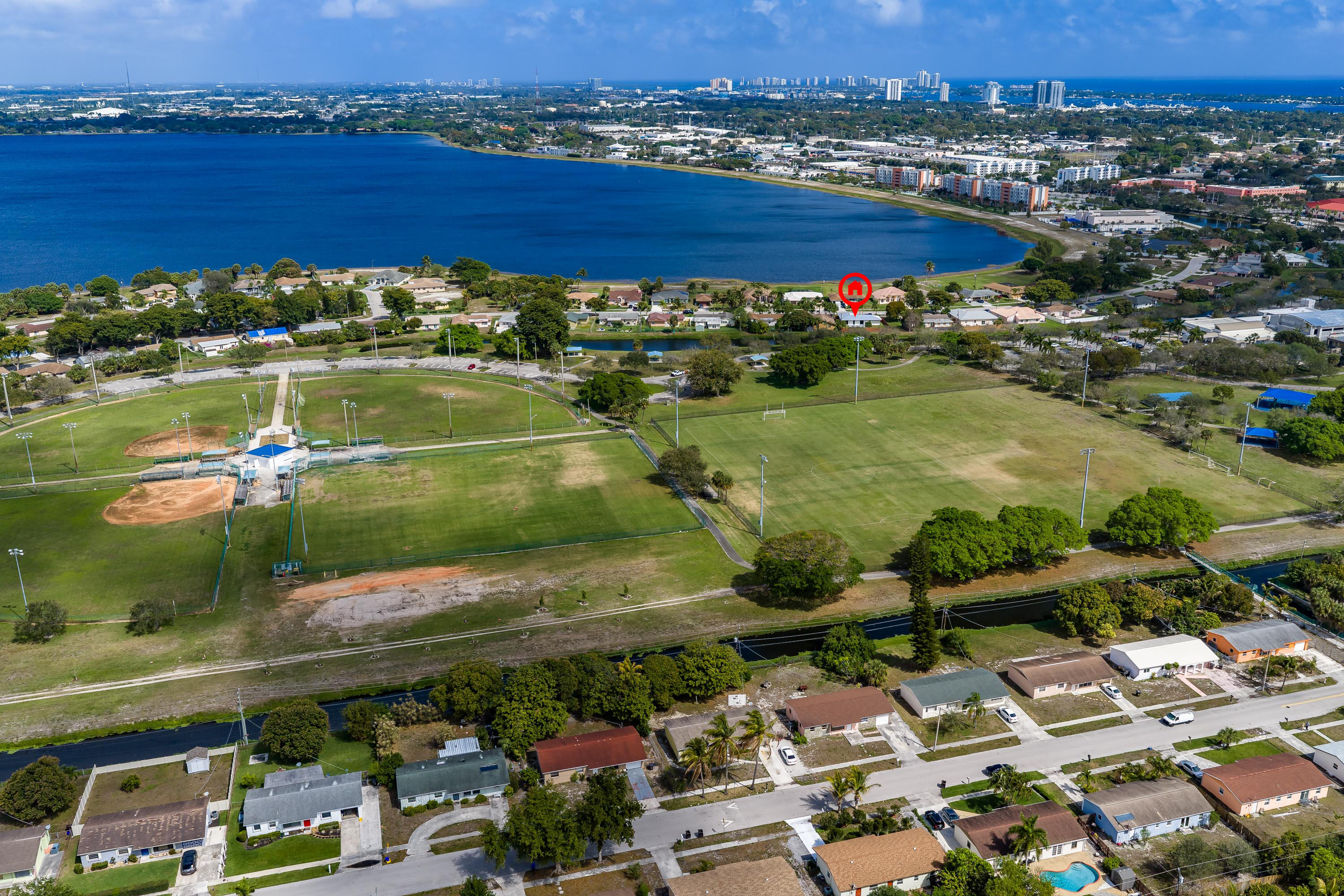 ROOSEVELT ESTATES - Residential