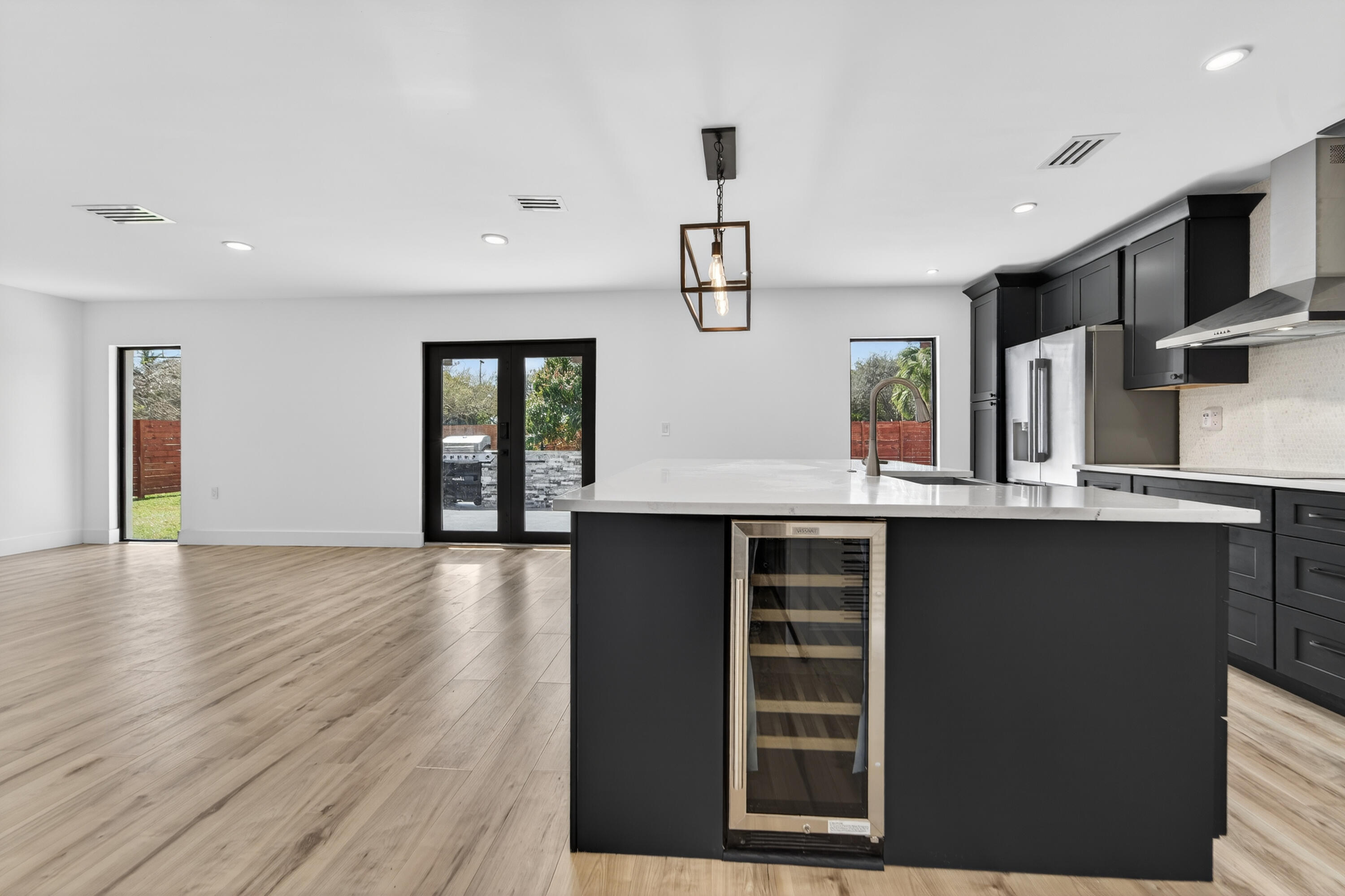 ROOSEVELT ESTATES - Residential