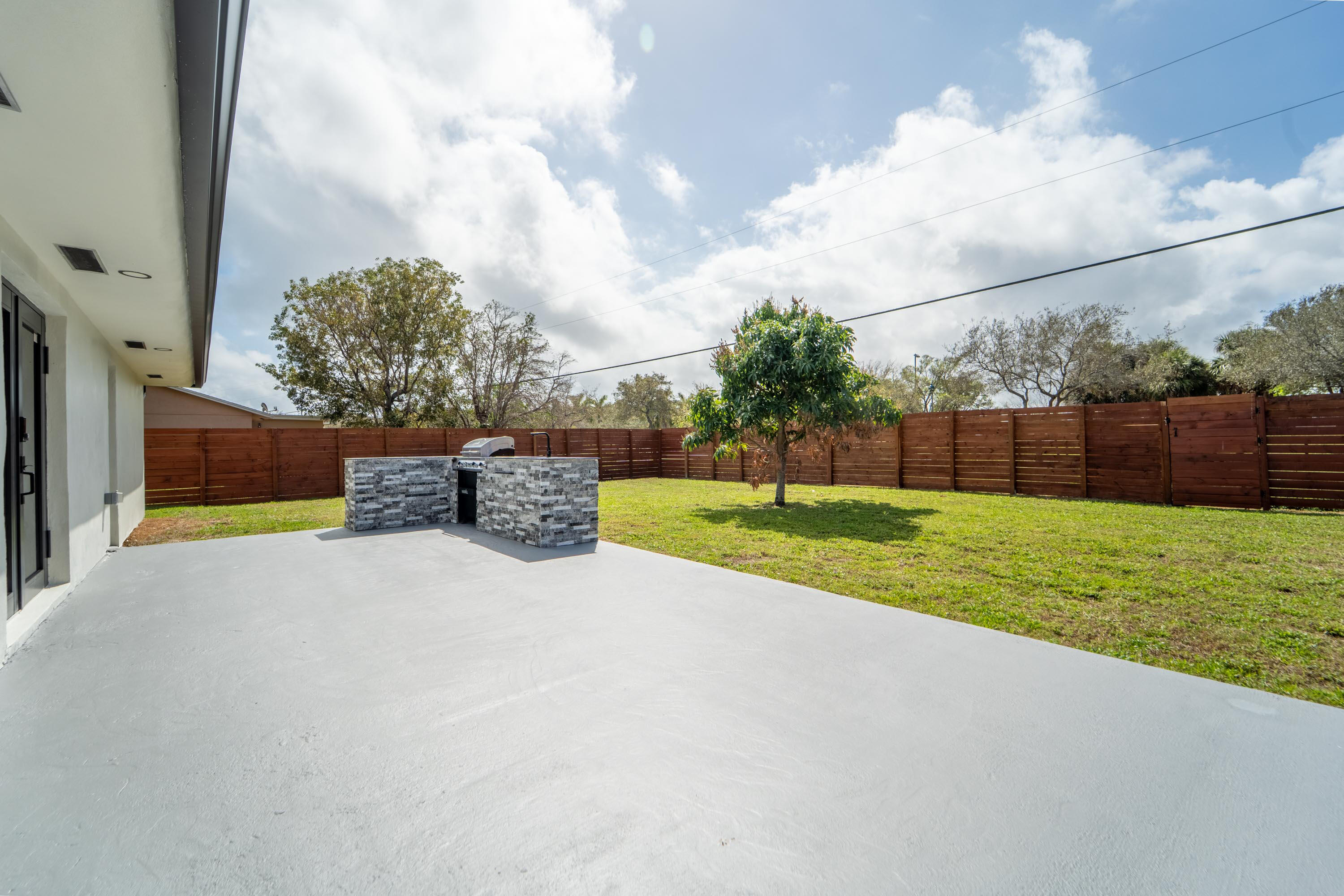 ROOSEVELT ESTATES - Residential