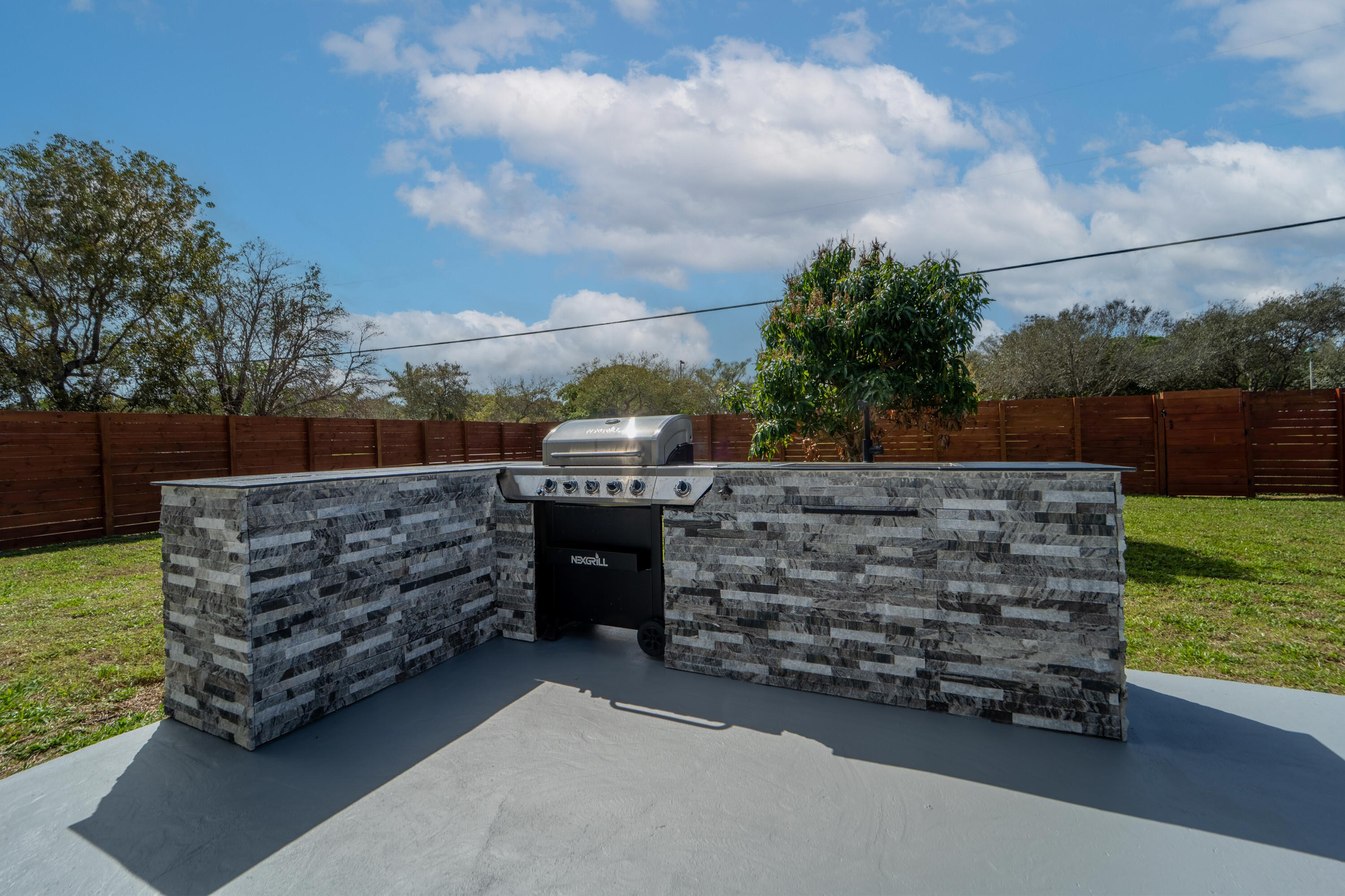 ROOSEVELT ESTATES - Residential