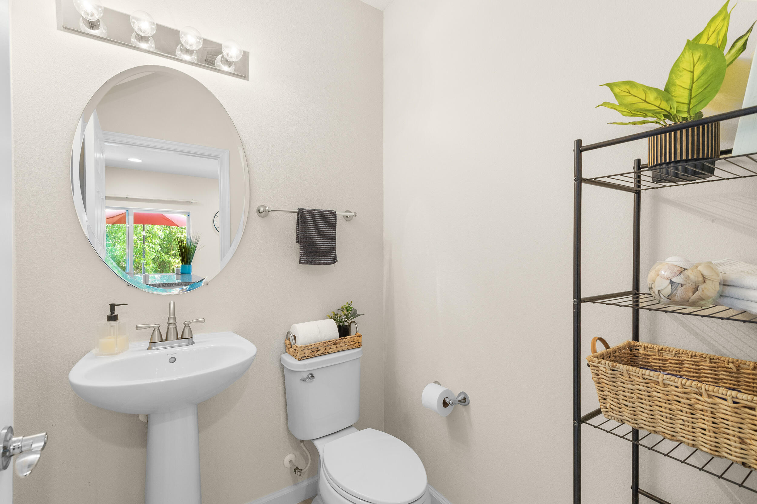 VIZCAYA FALLS PLAT 3 - Residential