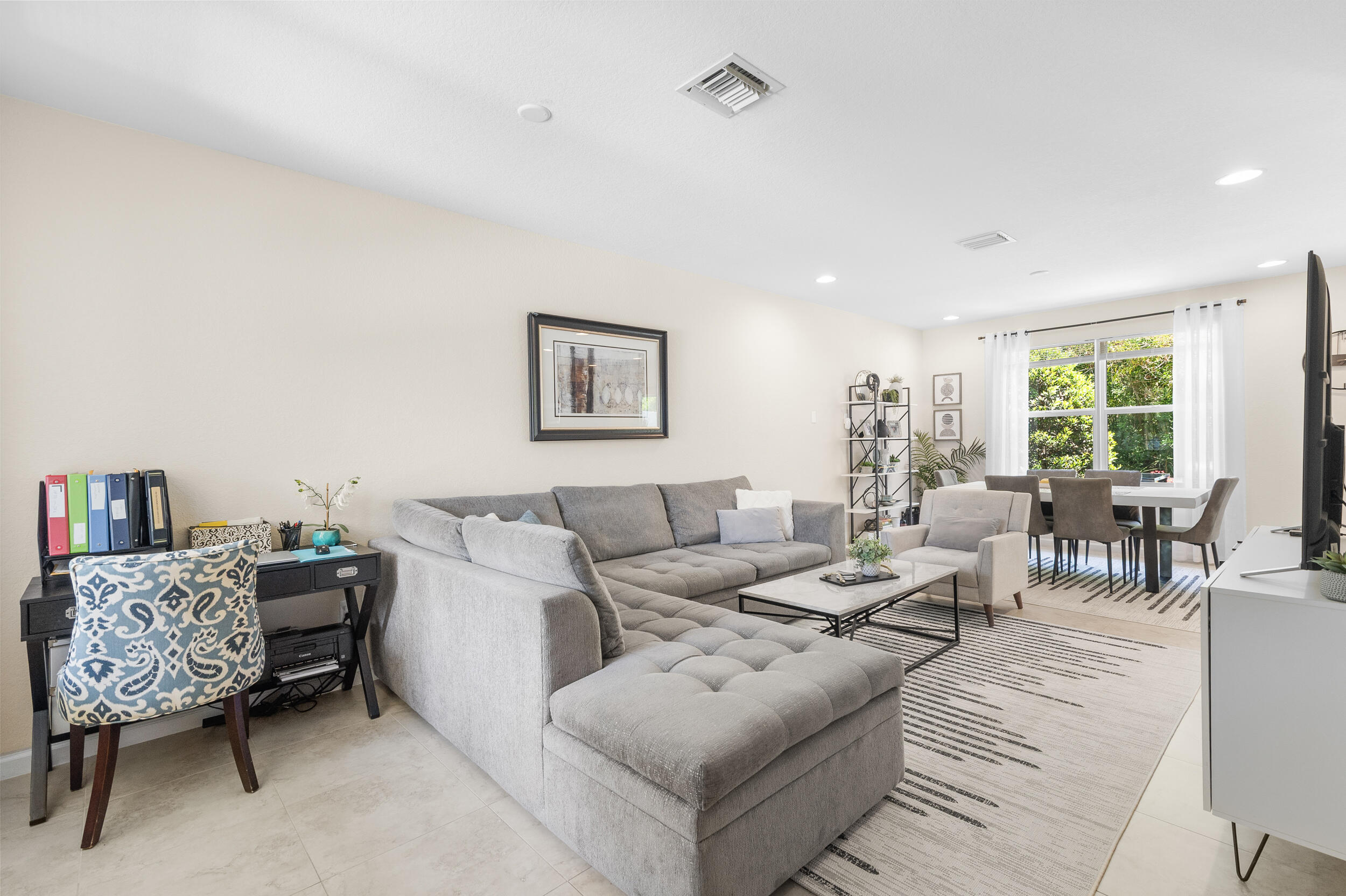 VIZCAYA FALLS PLAT 3 - Residential