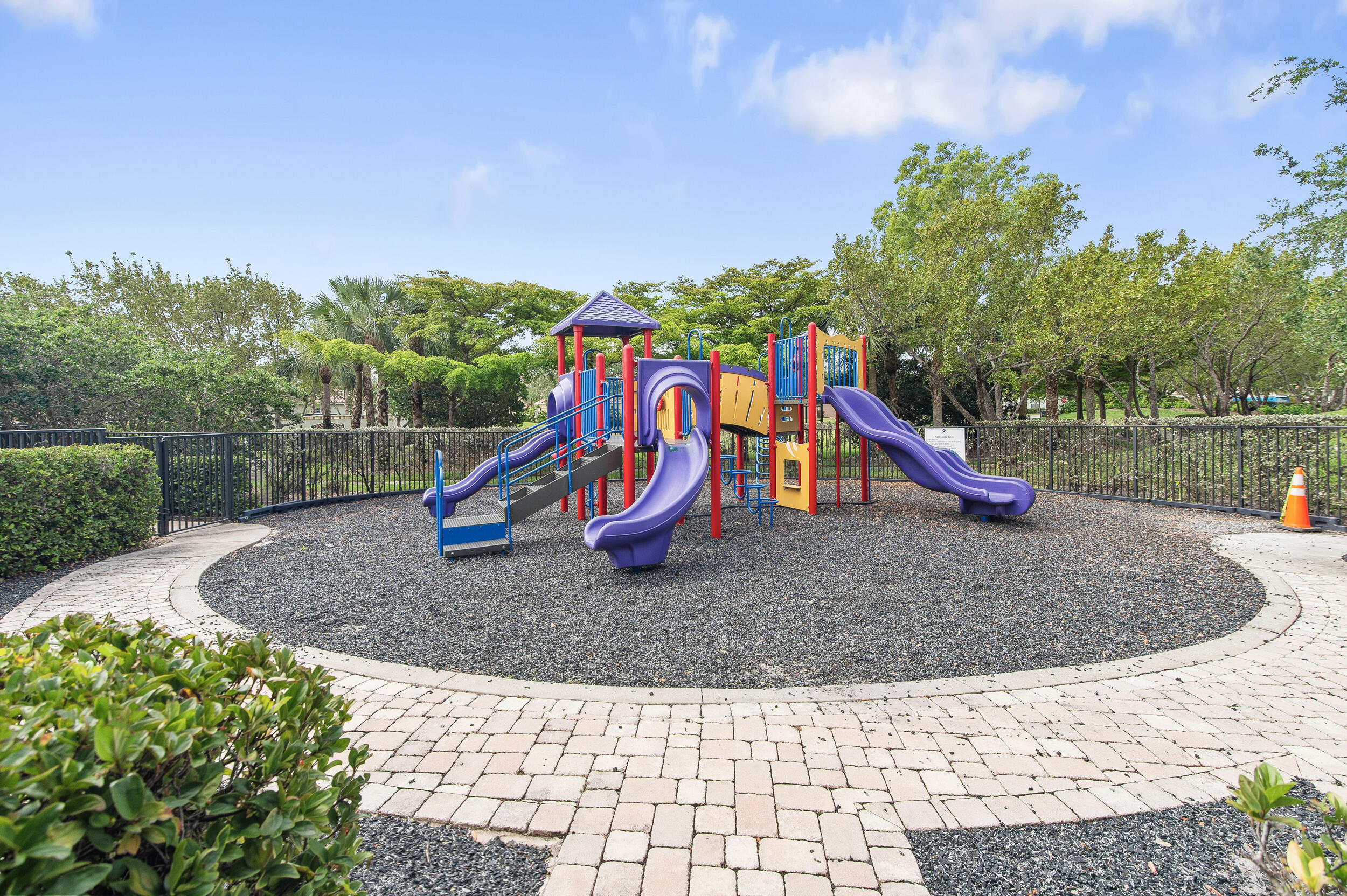 VIZCAYA FALLS PLAT 3 - Residential