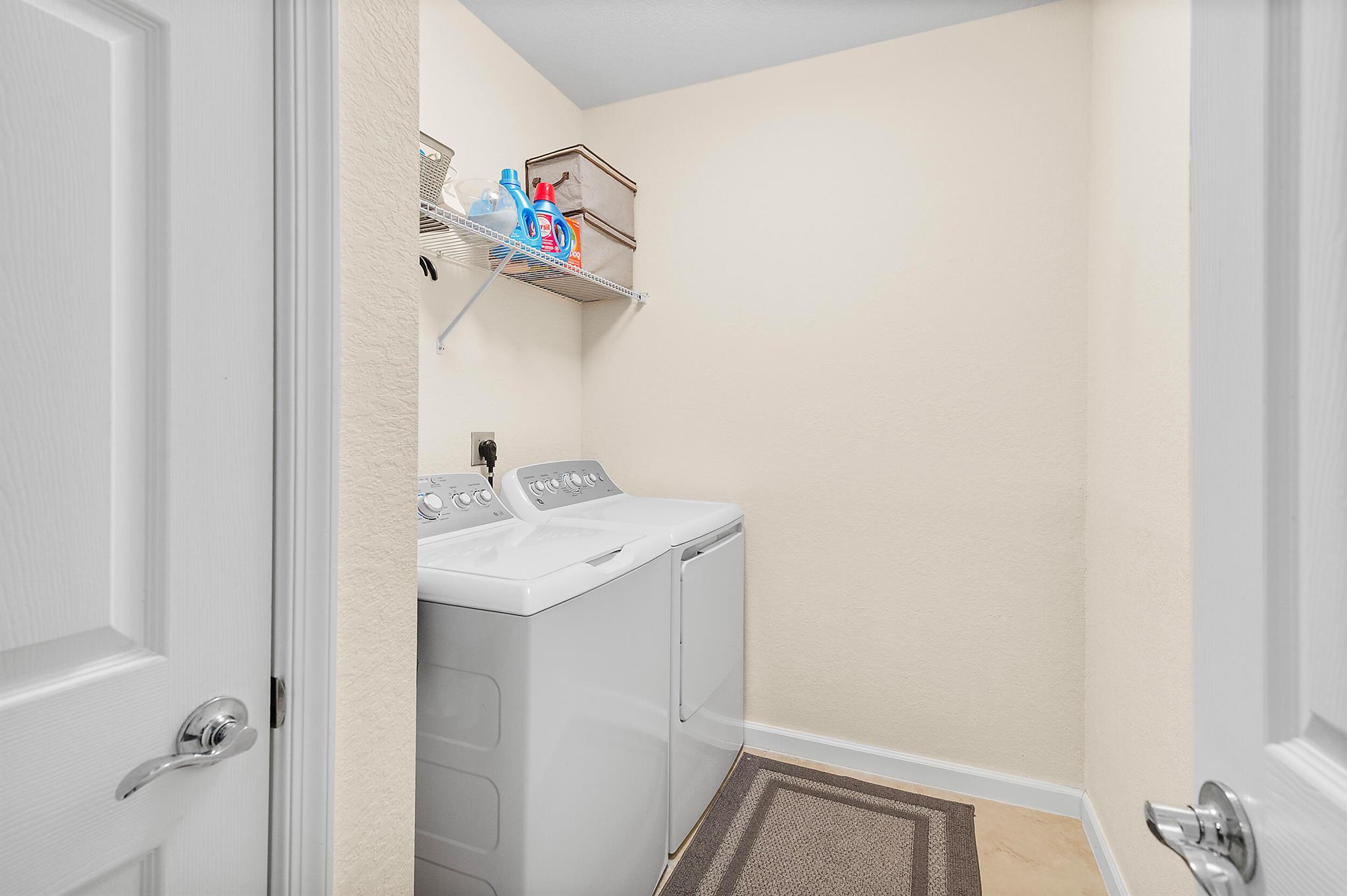 VIZCAYA FALLS PLAT 3 - Residential