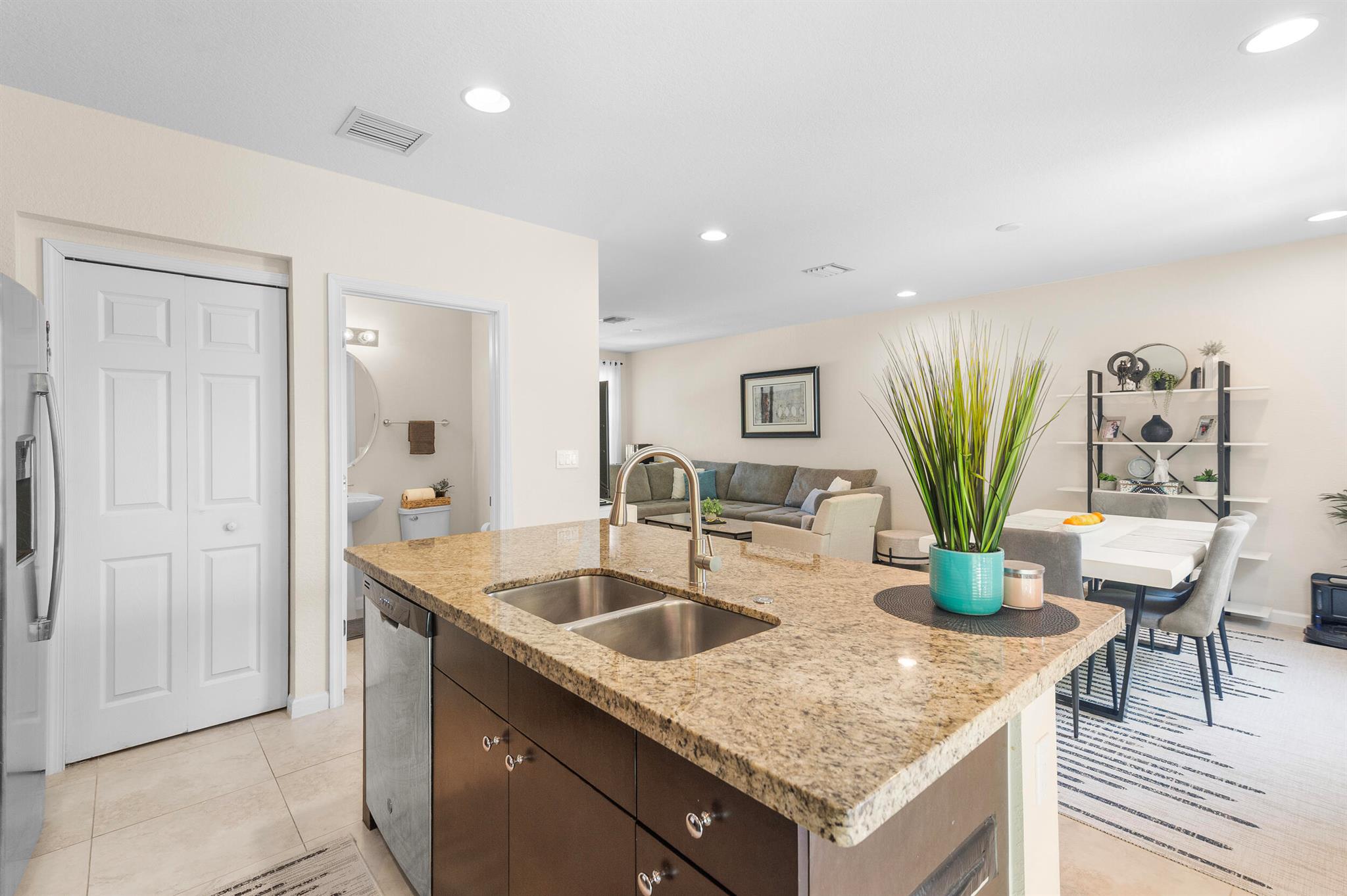 VIZCAYA FALLS PLAT 3 - Residential