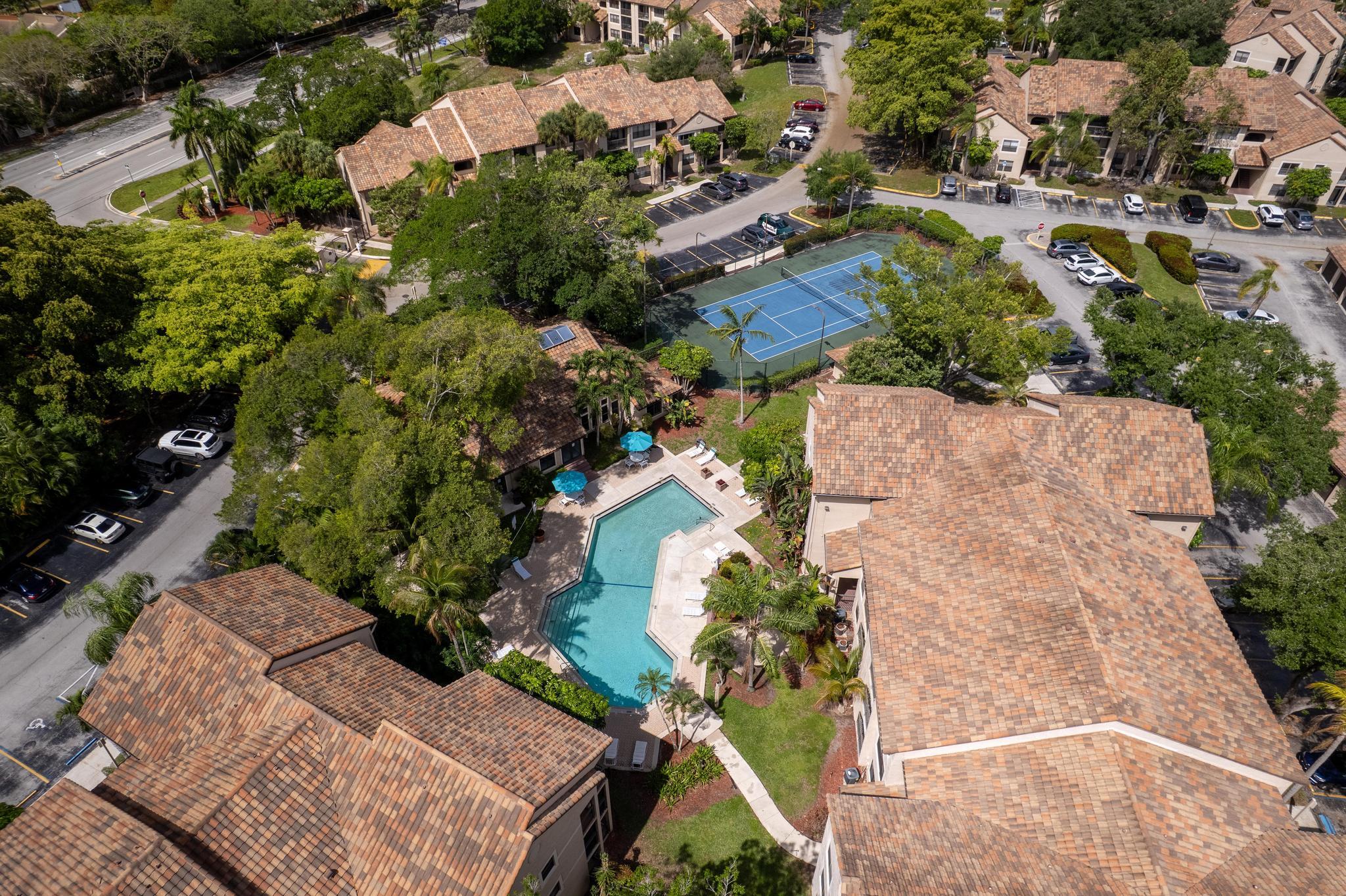 PALM AIRE GARDENS CONDO - Residential Lease
