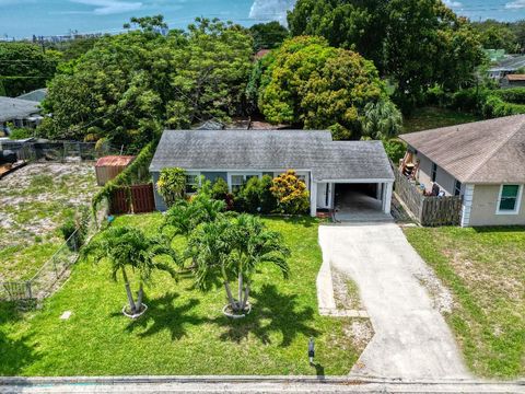 808 41st Street West Palm Beach FL 33407