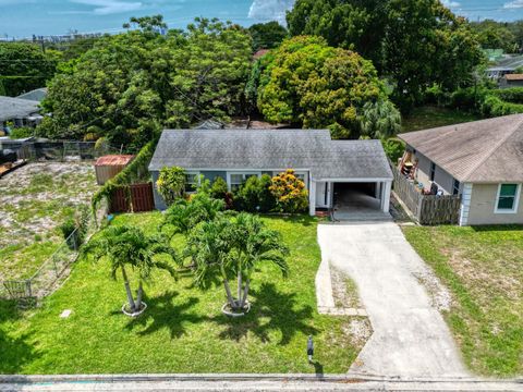 808 41st Street West Palm Beach FL 33407