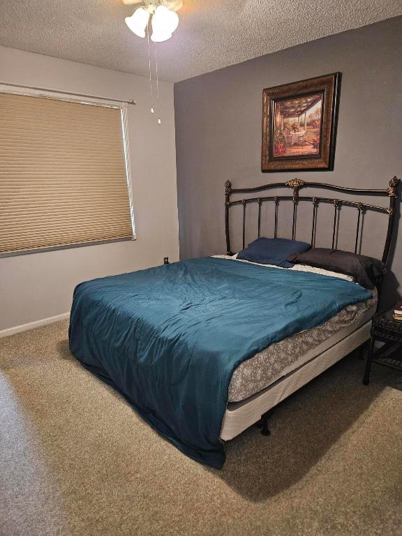 HYPOLUXOS MARINERS CAY CONDO - Residential Lease