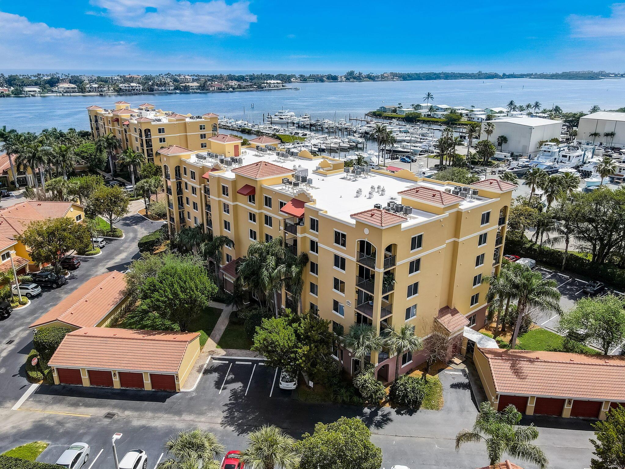 HYPOLUXOS MARINERS CAY CO - Residential Lease