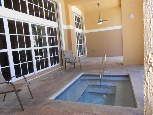 HYPOLUXOS MARINERS CAY CONDO - Residential Lease