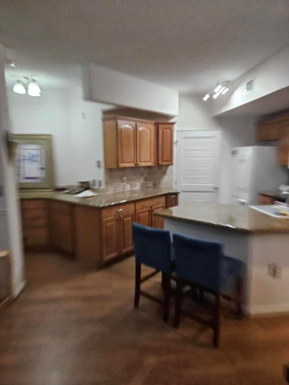 HYPOLUXOS MARINERS CAY CONDO - Residential Lease