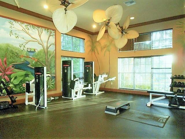 HYPOLUXOS MARINERS CAY CONDO - Residential Lease