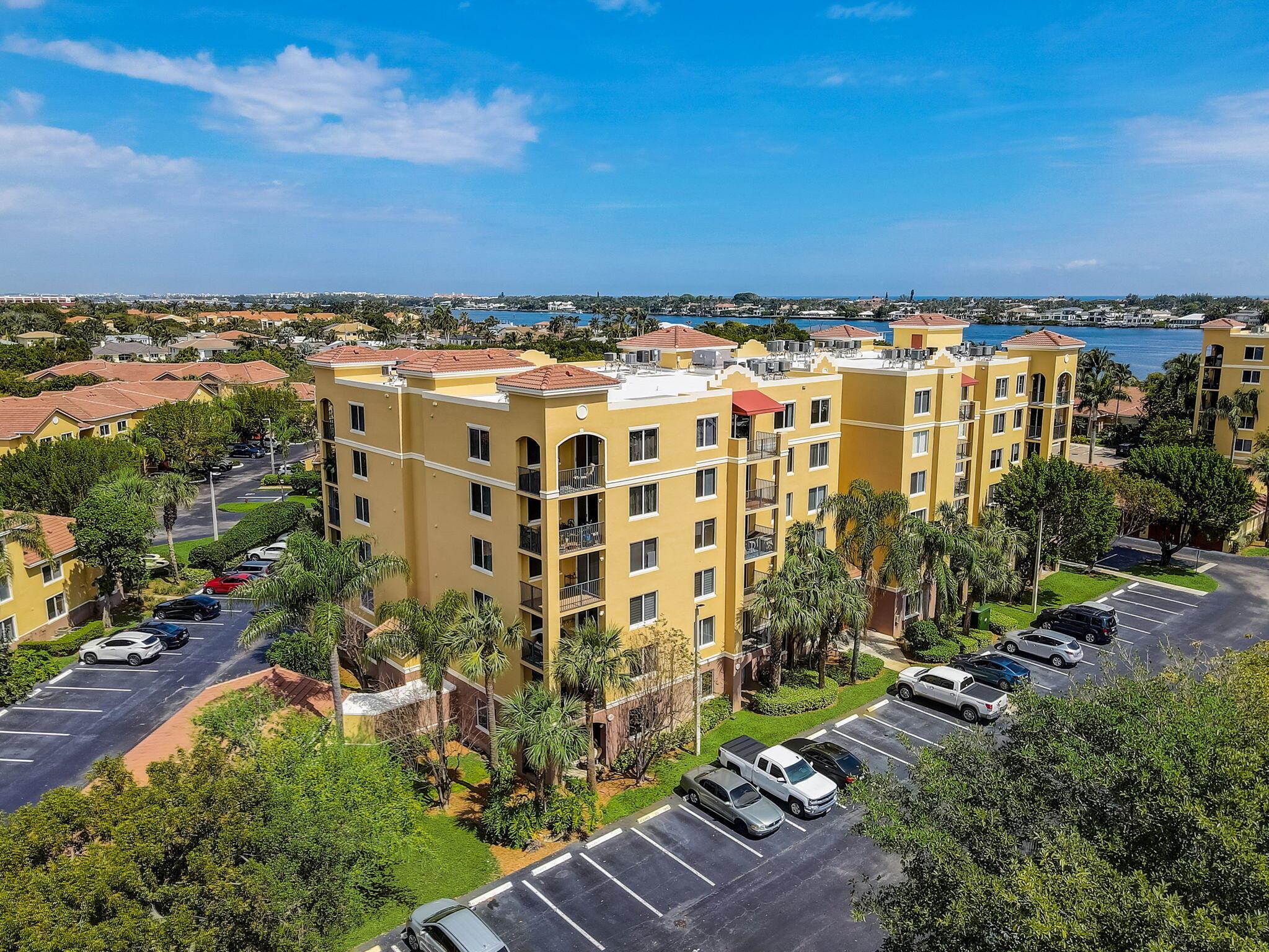 HYPOLUXOS MARINERS CAY CO - Residential Lease