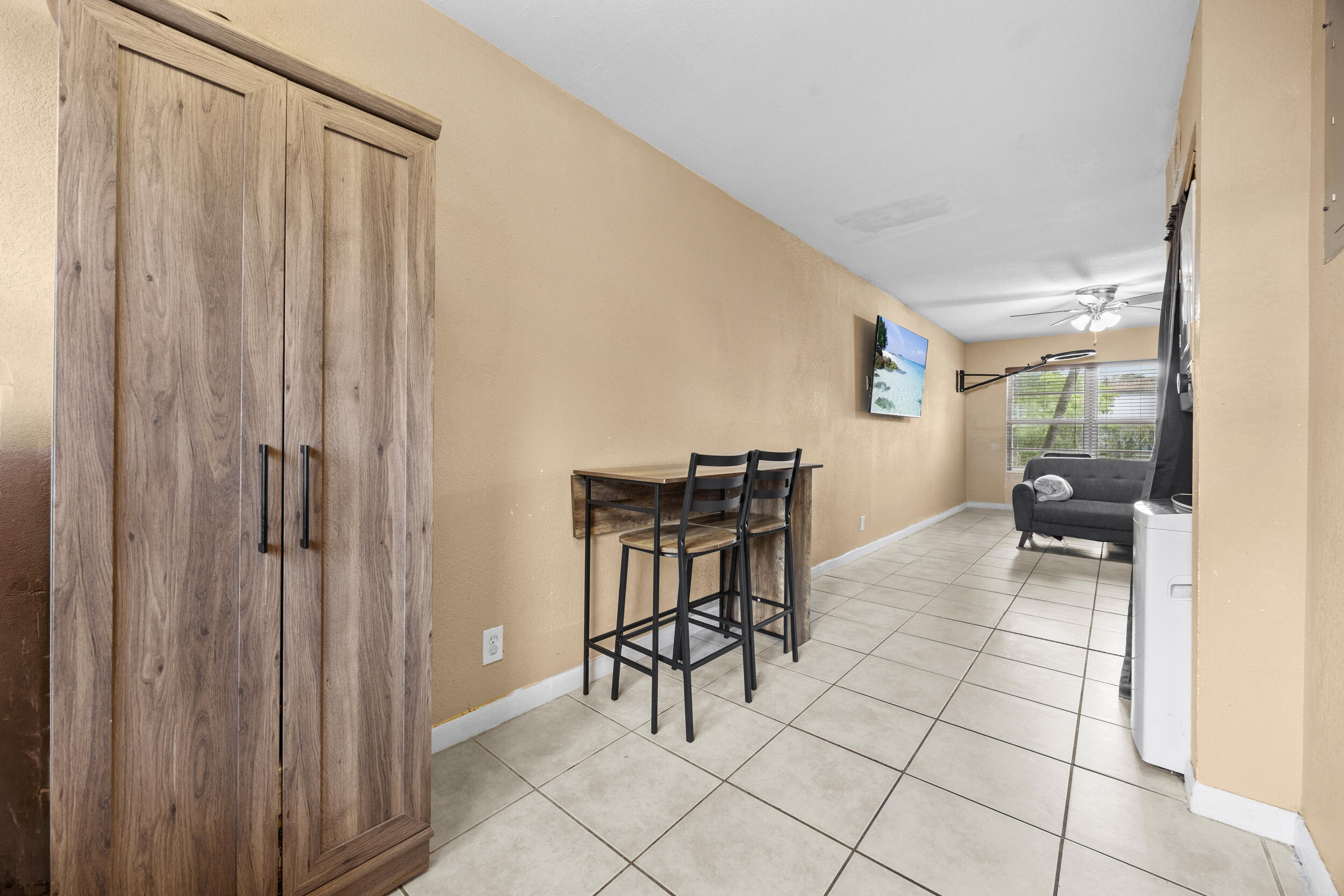 TOWNHOUSES OF PLANTATION - Residential