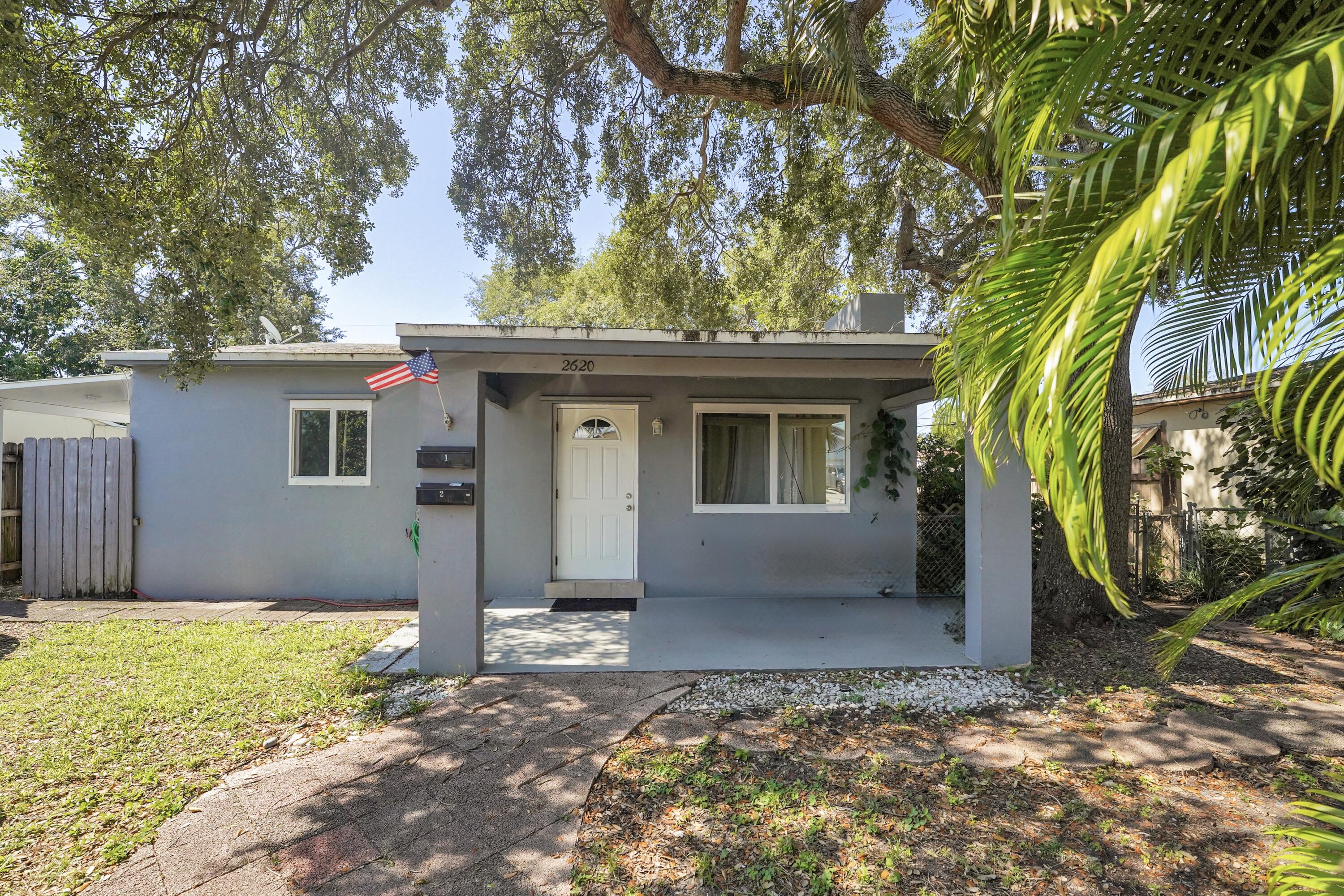 2620 Harding Street
