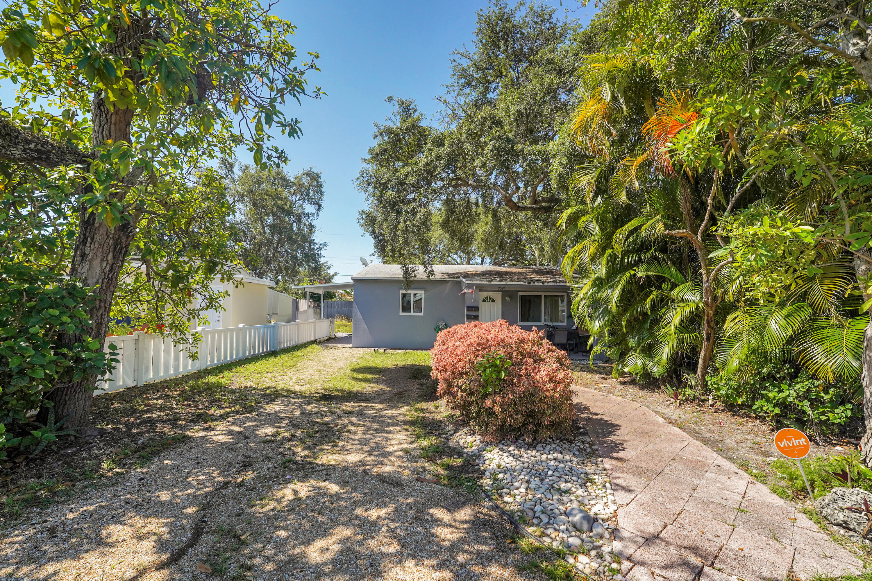 2620 Harding Street