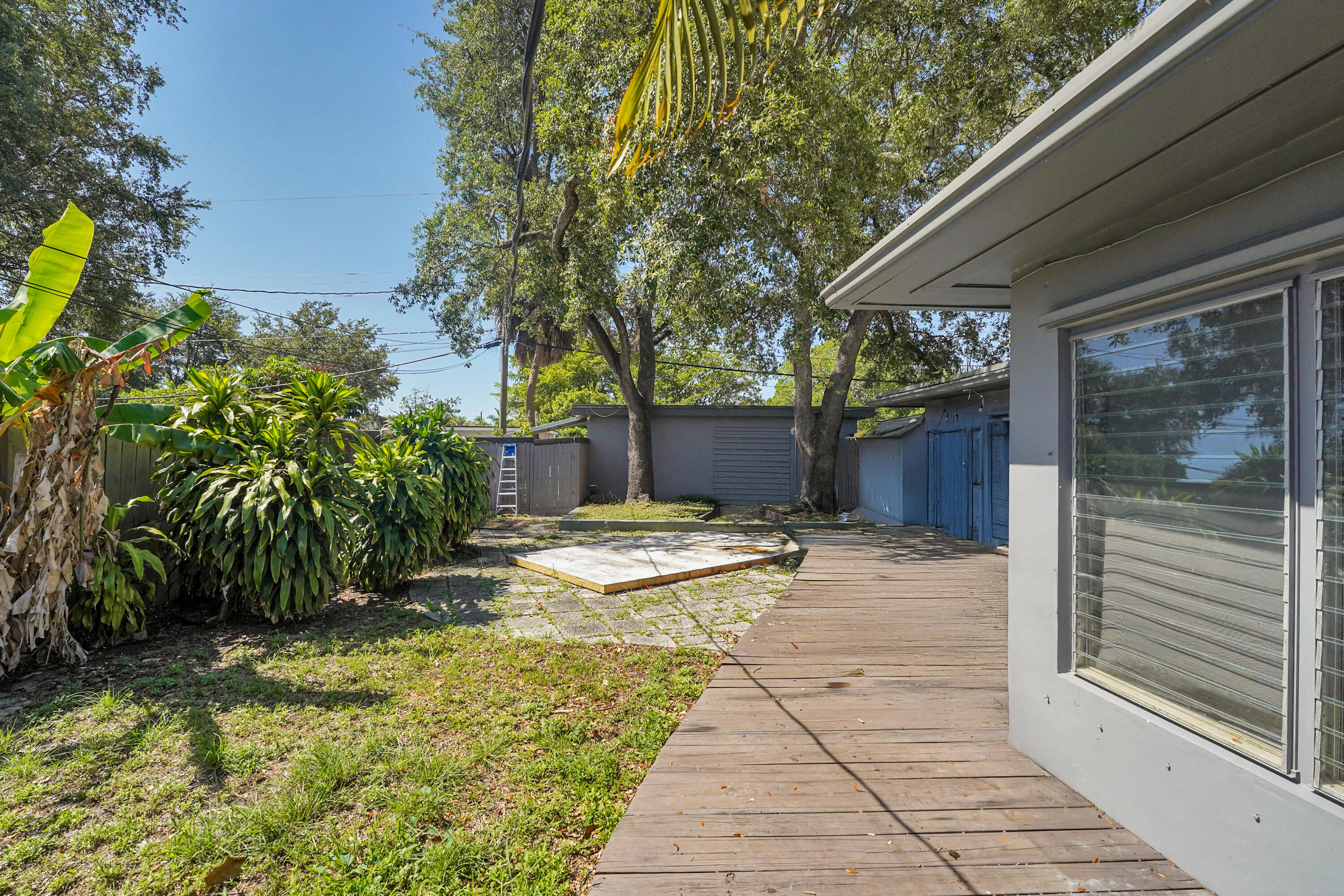 CRANSTON TERRACE - Residential Income