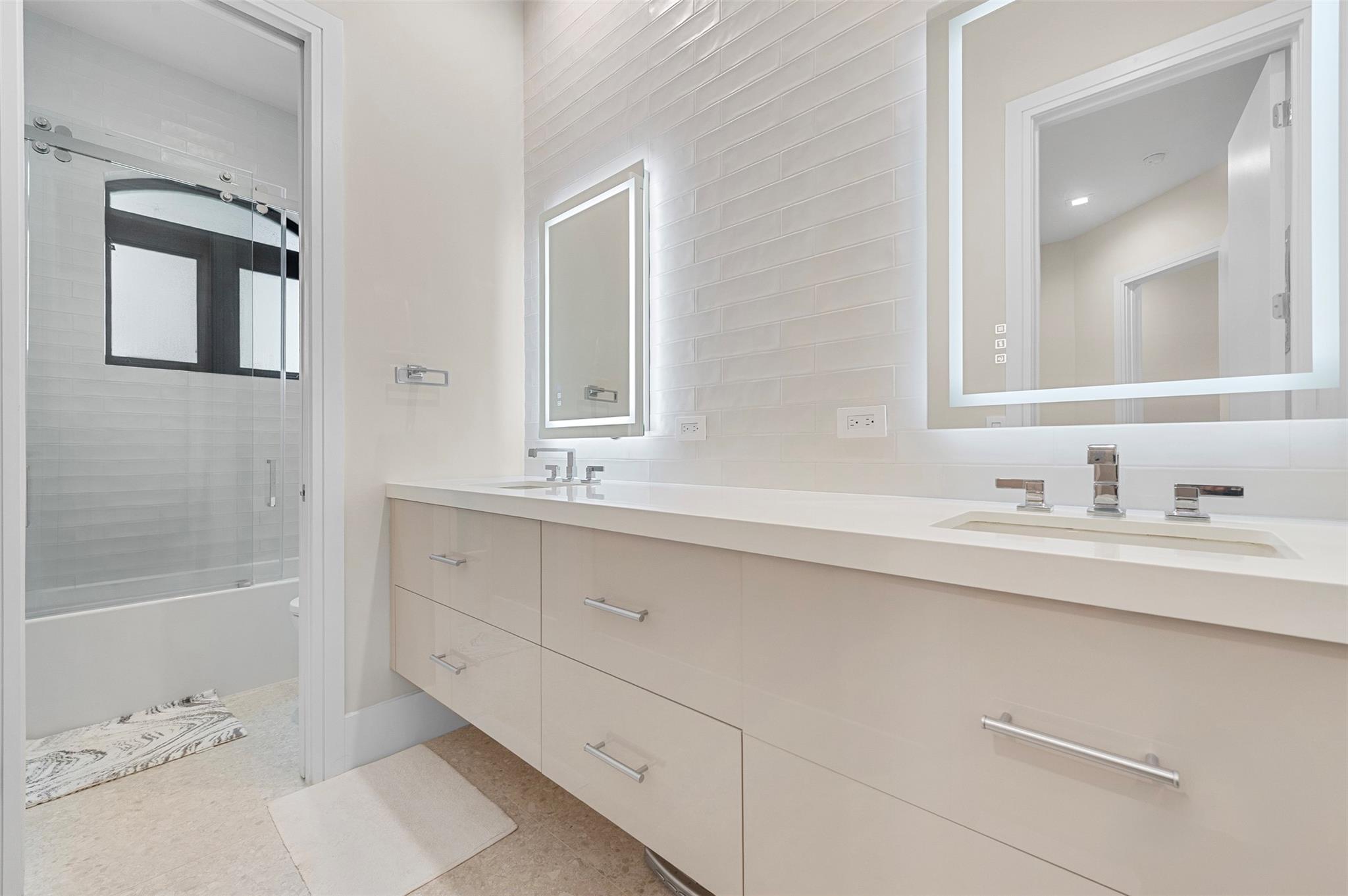 Sunshine Ranches - Residential