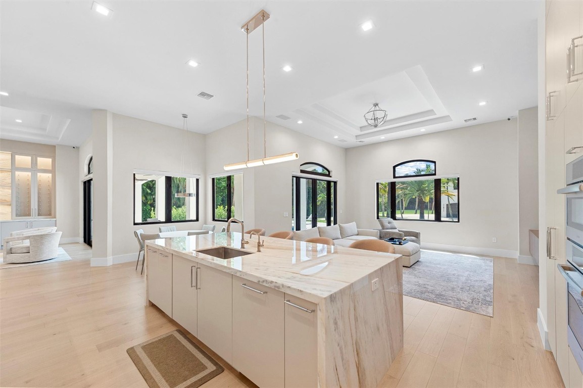 Sunshine Ranches - Residential