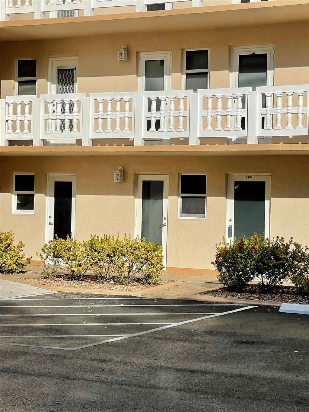 Photo of 1025 SE 2nd Avenue #106, Dania Beach, FL 33004 (MLS # F10422014)