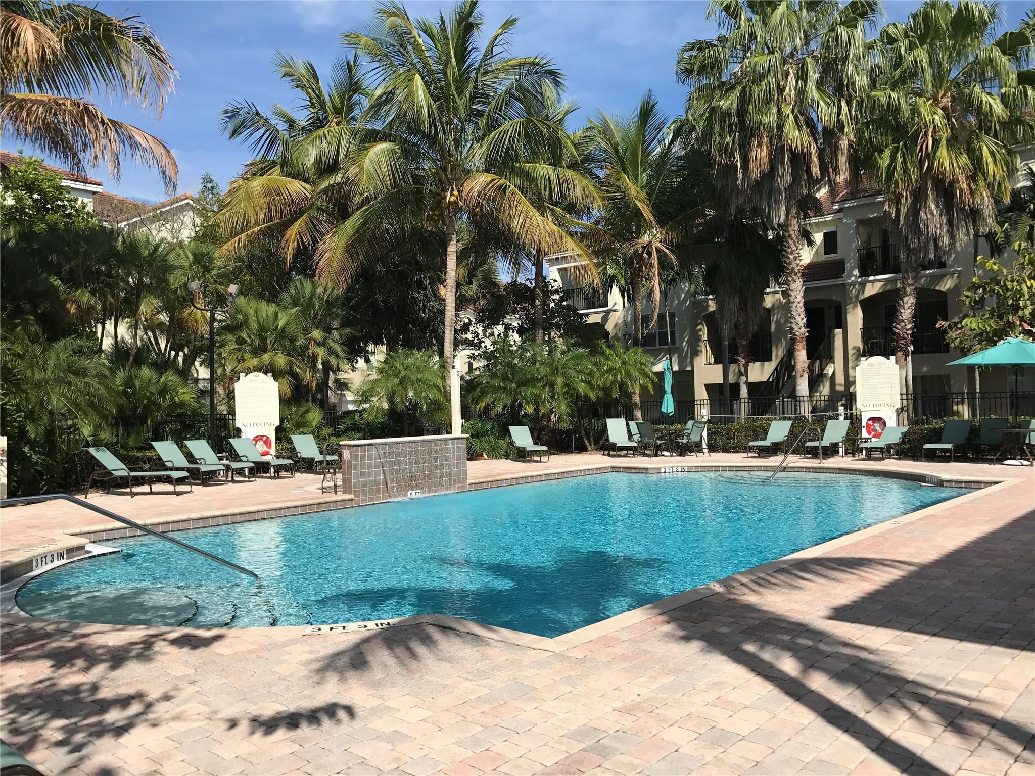 El-Ad Poinciana Condo - Residential