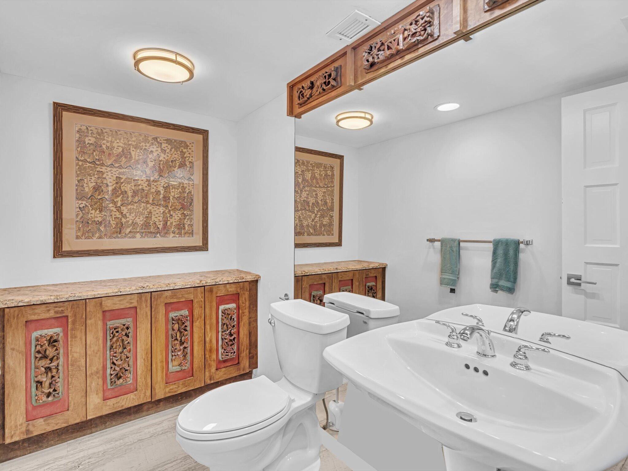 THREE THOUSAND CONDO - Residential