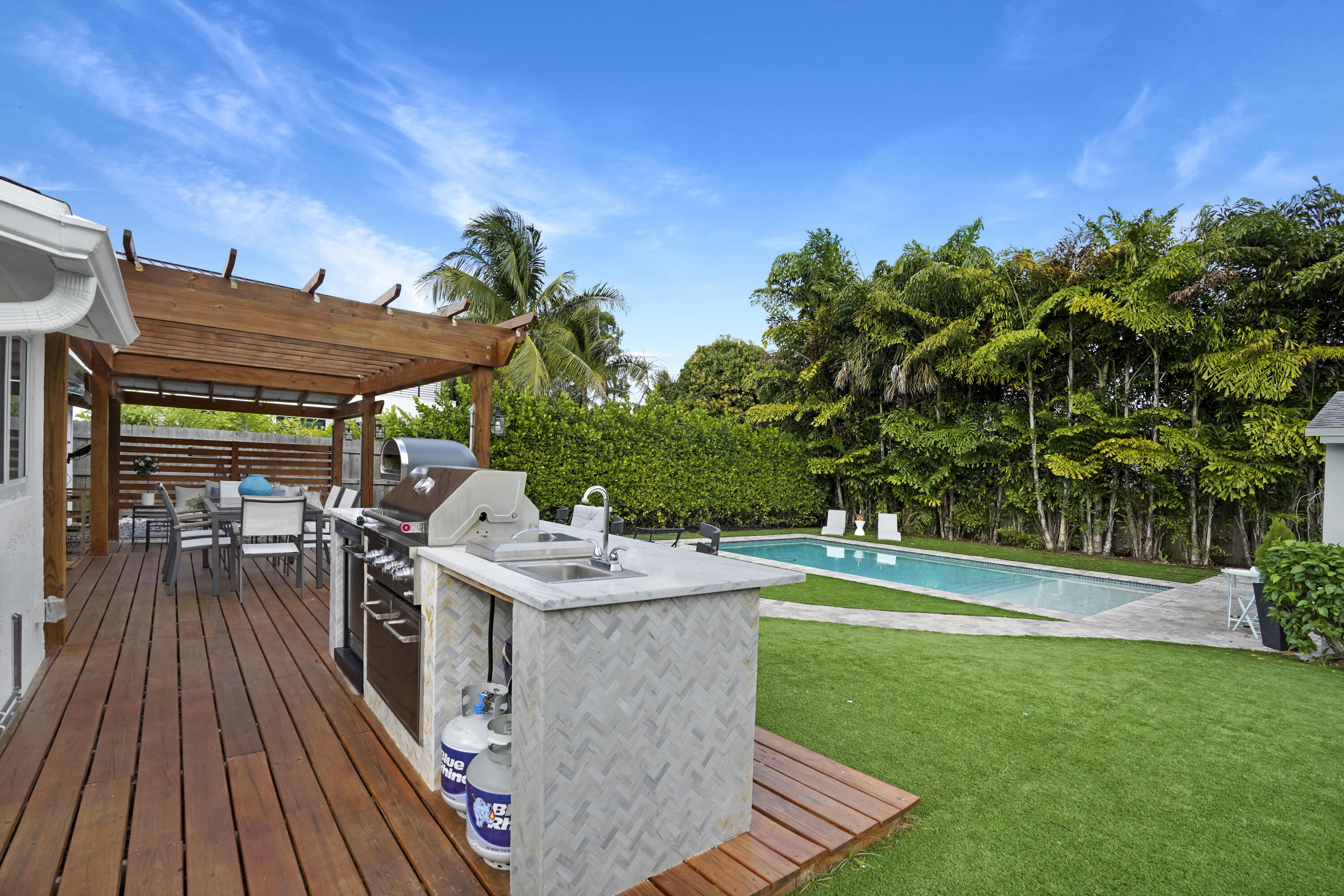 PLUMOSA PARK SEC A, B AND - Residential