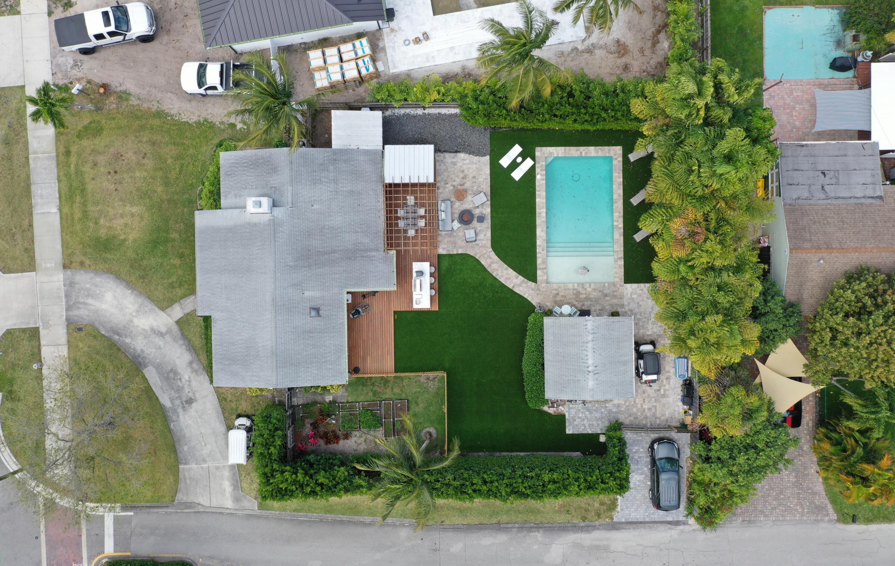 PLUMOSA PARK SEC A, B AND - Residential