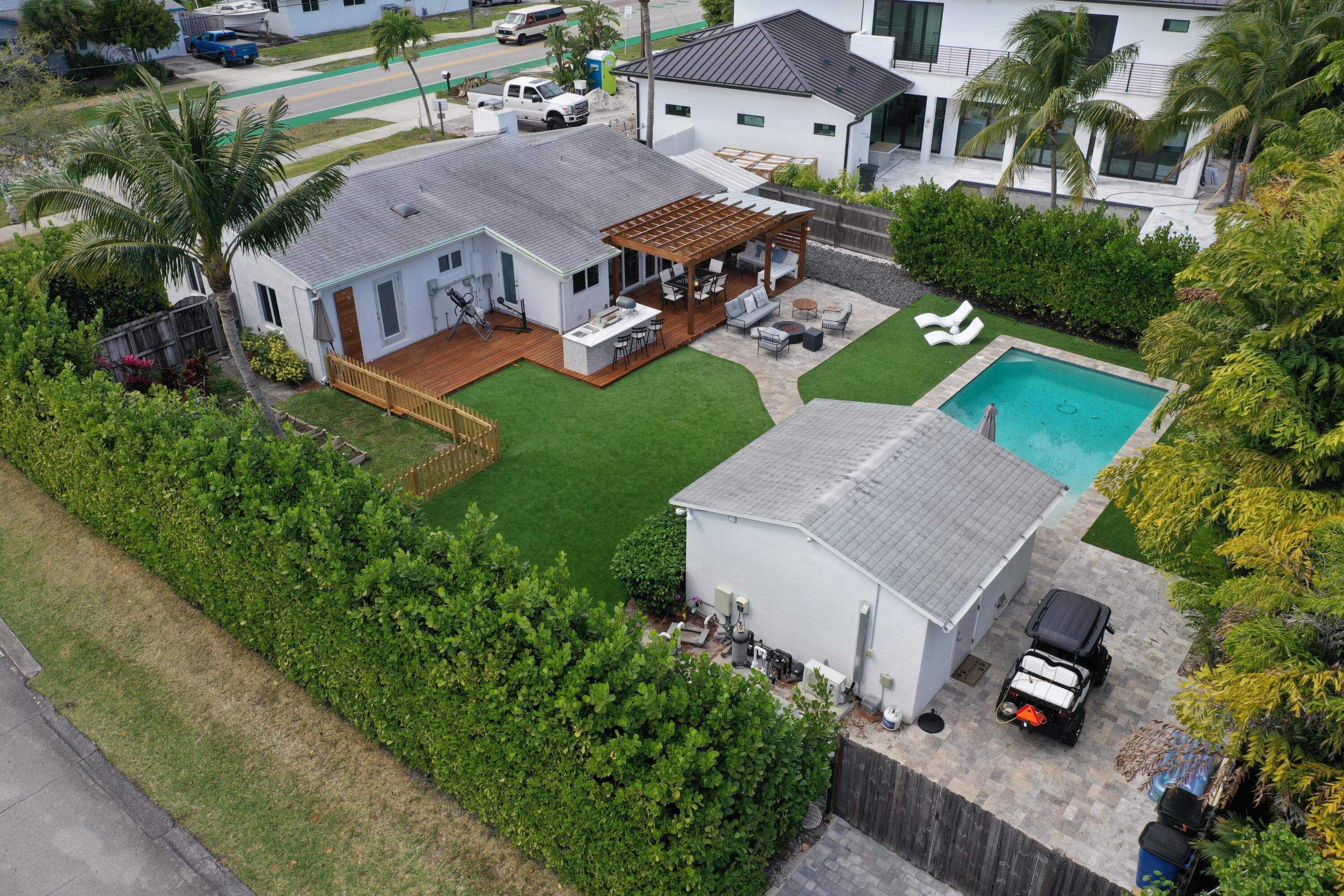 PLUMOSA PARK SEC A, B AND - Residential