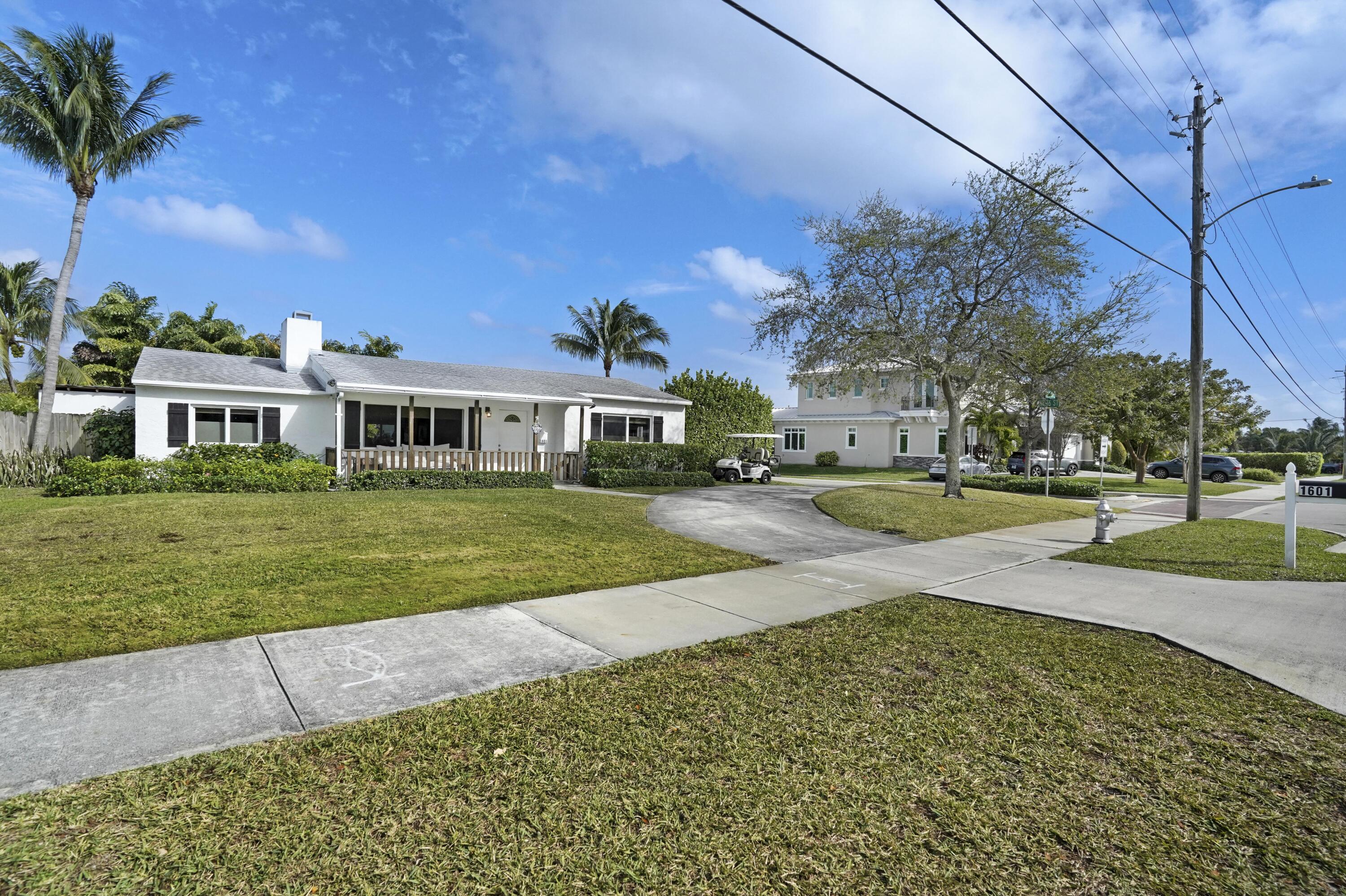 PLUMOSA PARK SEC A, B AND - Residential