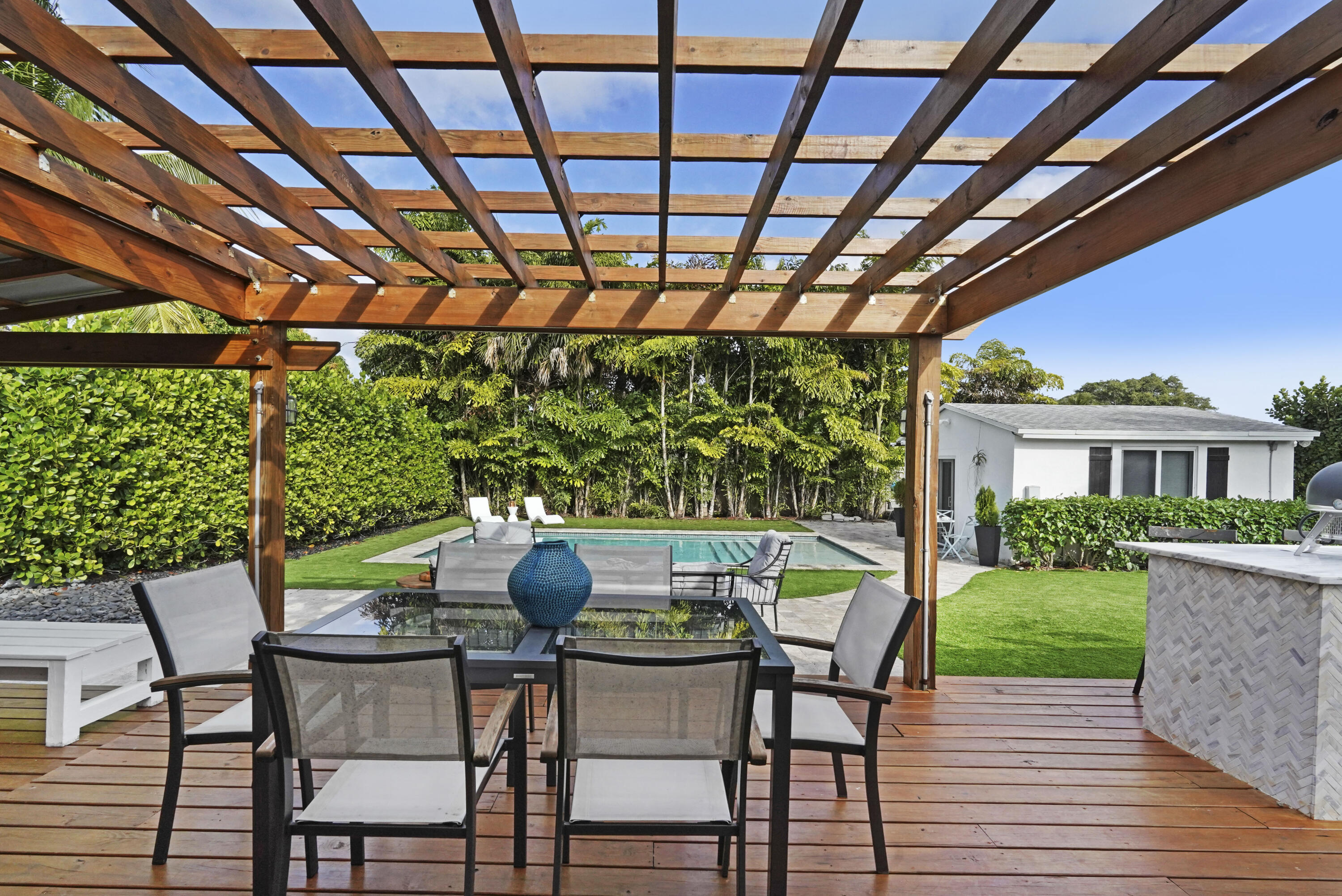 PLUMOSA PARK SEC A, B AND - Residential