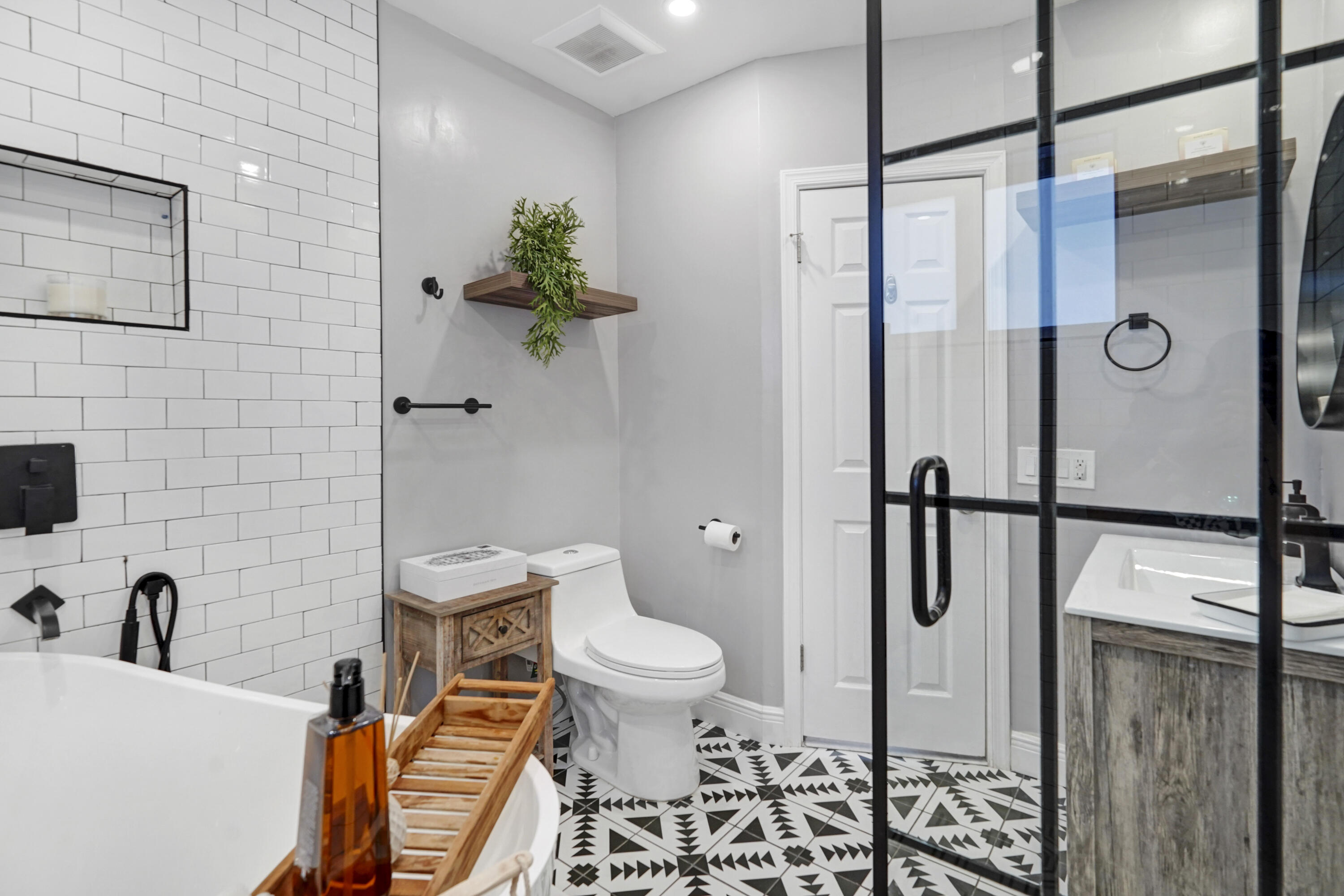 PLUMOSA PARK SEC A, B AND - Residential